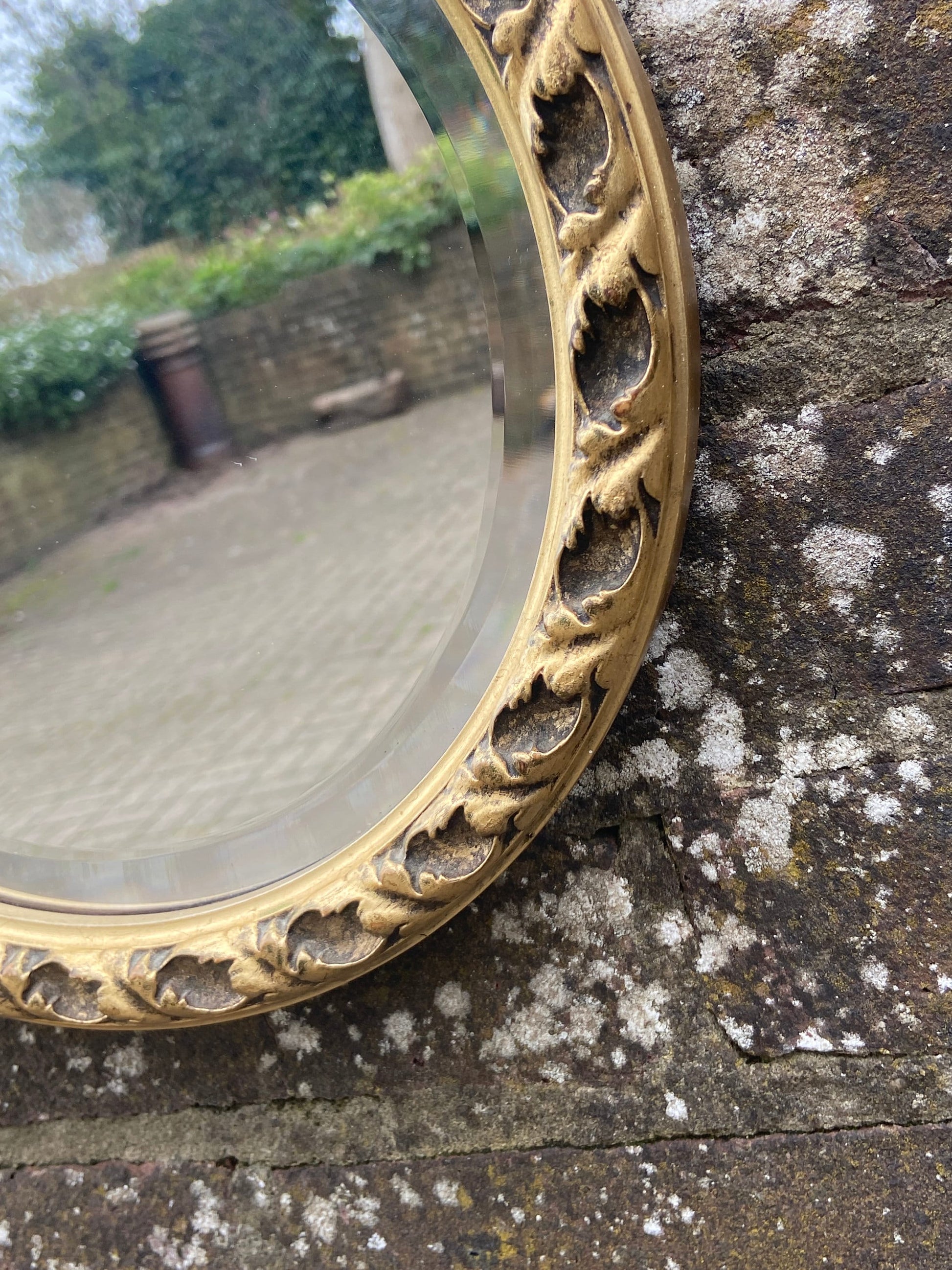 Outstanding vintage round gilt edged mirror - 30cm diameter - bevelled glass and hardboard backing, ready to hang