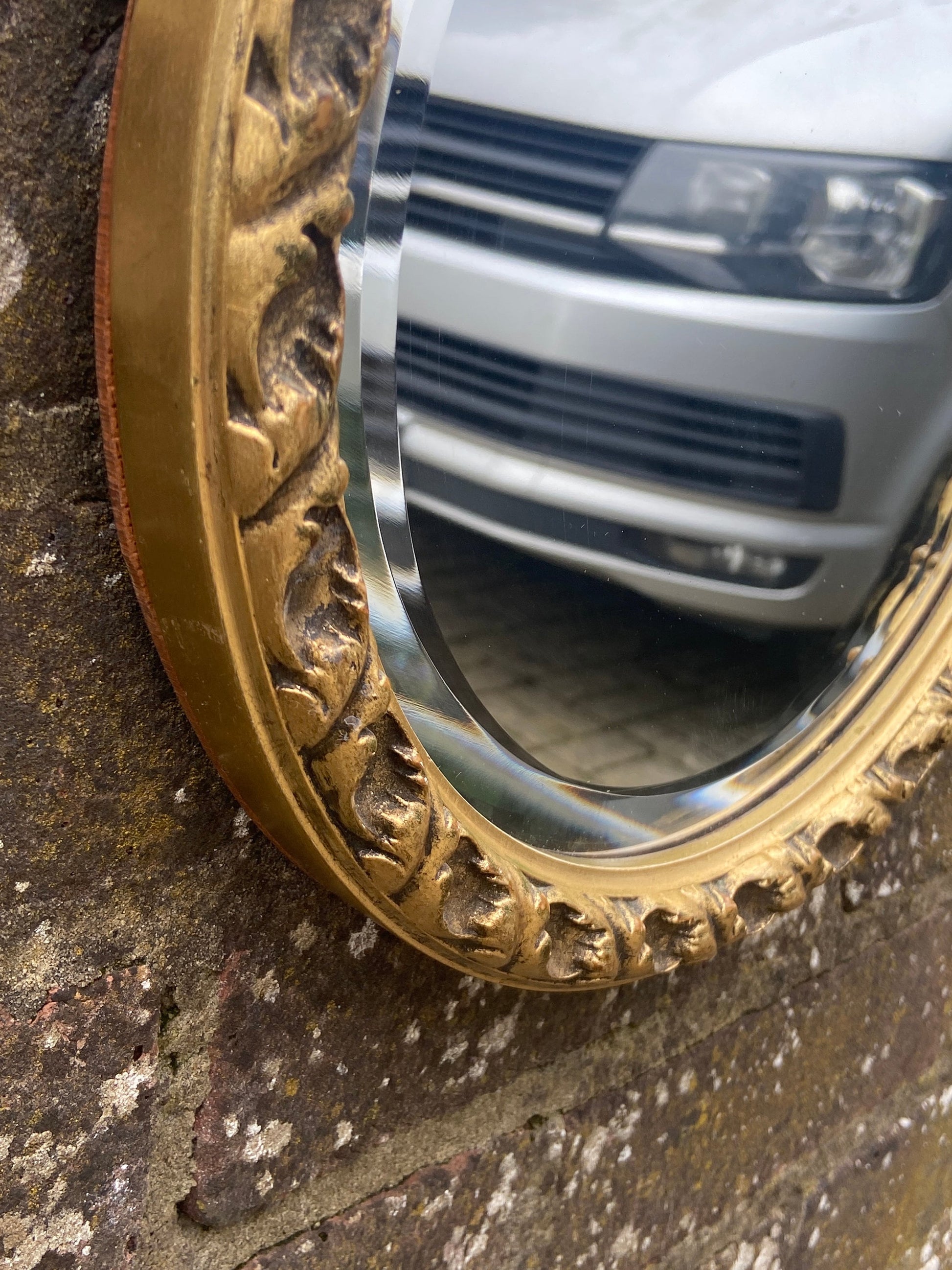 Outstanding vintage round gilt edged mirror - 30cm diameter - bevelled glass and hardboard backing, ready to hang