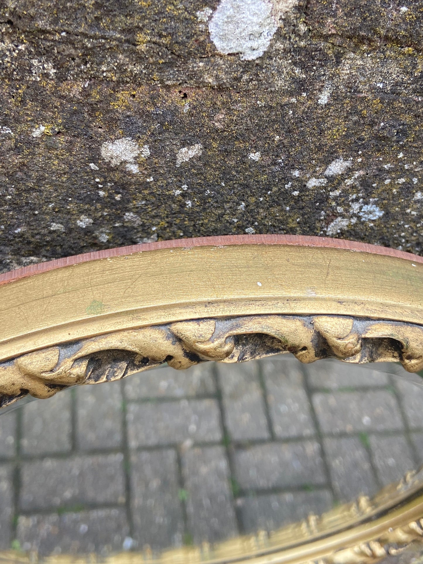 Outstanding vintage round gilt edged mirror - 30cm diameter - bevelled glass and hardboard backing, ready to hang