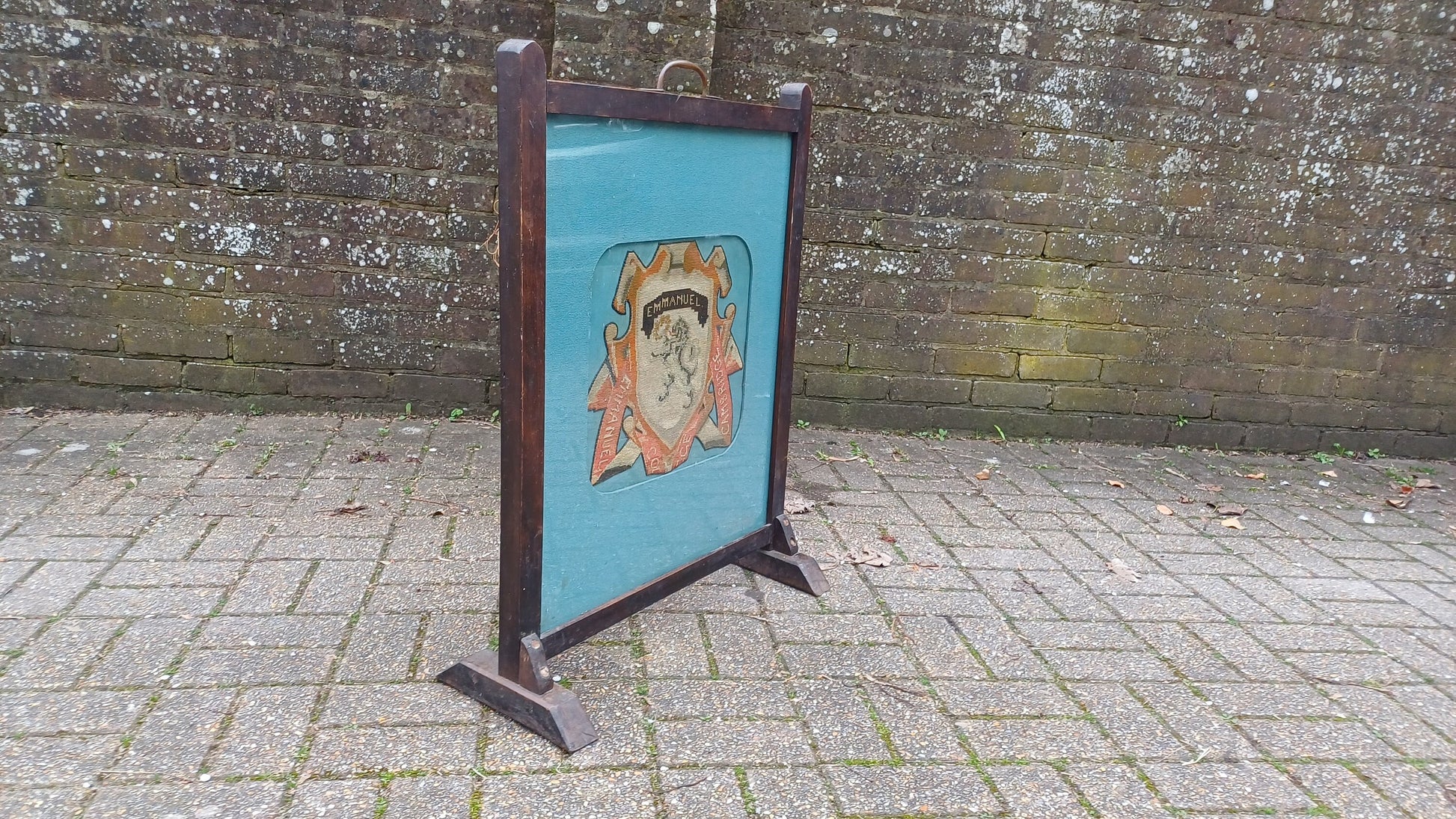 Rare and Antiquated Vintage University Oak Fire Screen Tapestry Oxbridge Cambridge Emmanuel