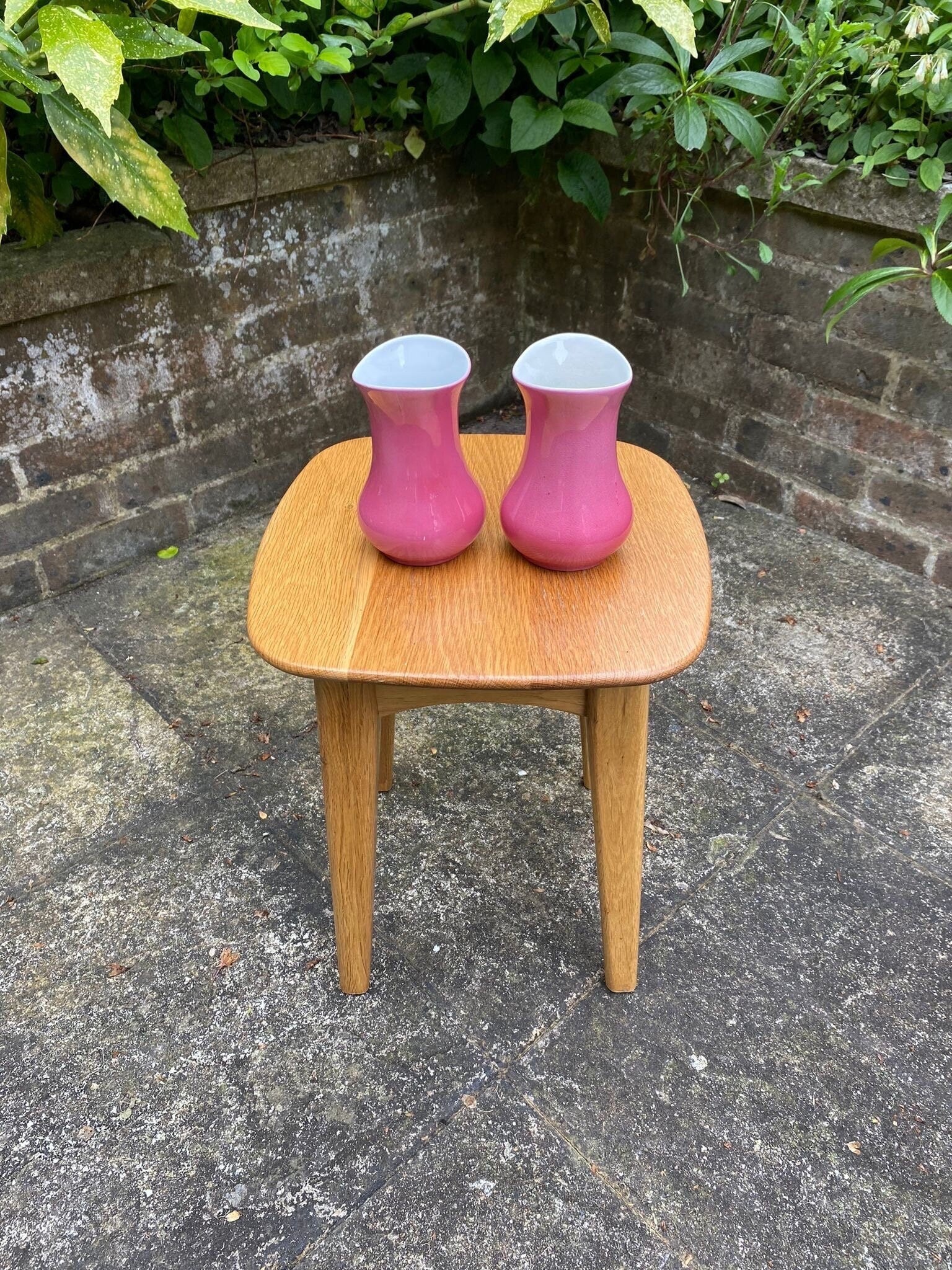 soho pottery cobridge pretty pink vases
