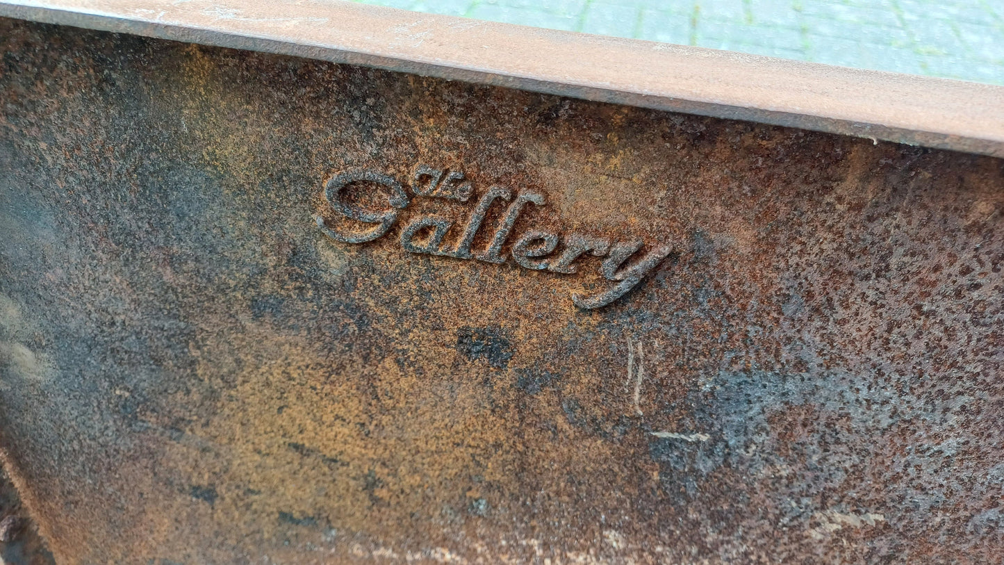 Vintage Solid Iron Fireplace Inset Hearth ‘Gallery’ Fire Basket