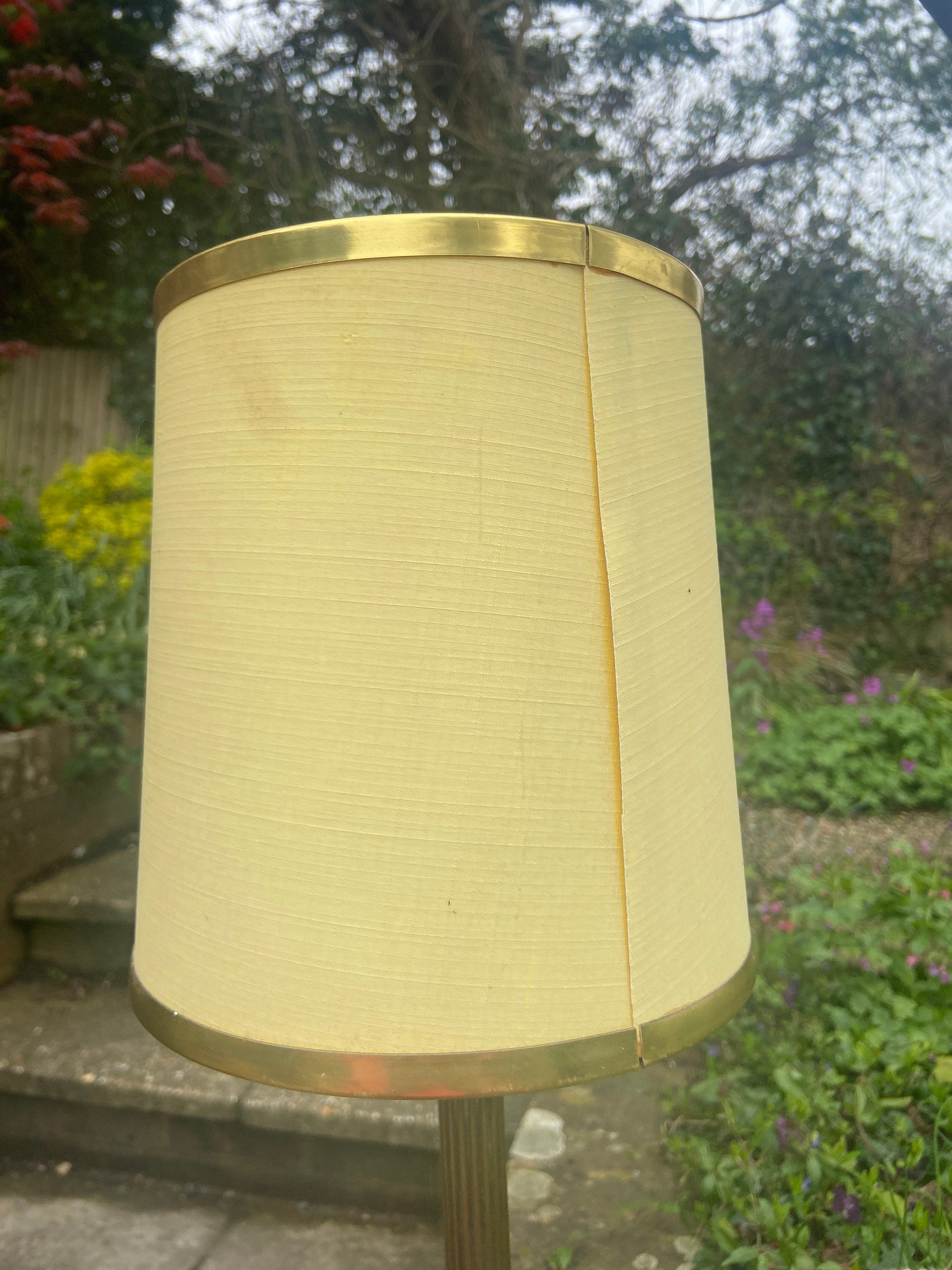 Gorgeous retro bronze vintage lamp, classical column style with retro gold and yellow shade - working retro table lamp