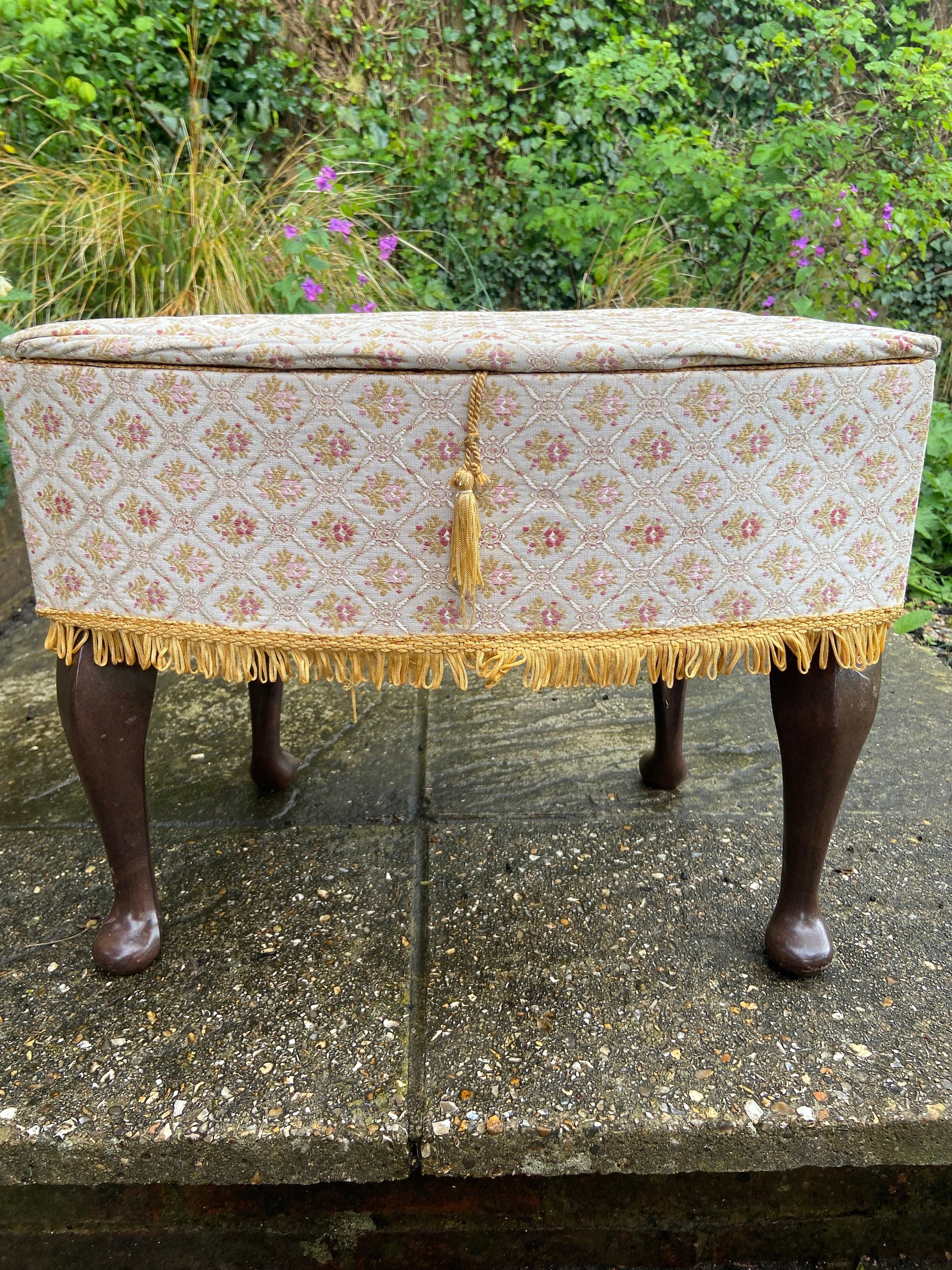 Vintage sewing basket - superb 1970s material jacquard satin basket on faux wooden legs, storage basket, storage box, sewing box