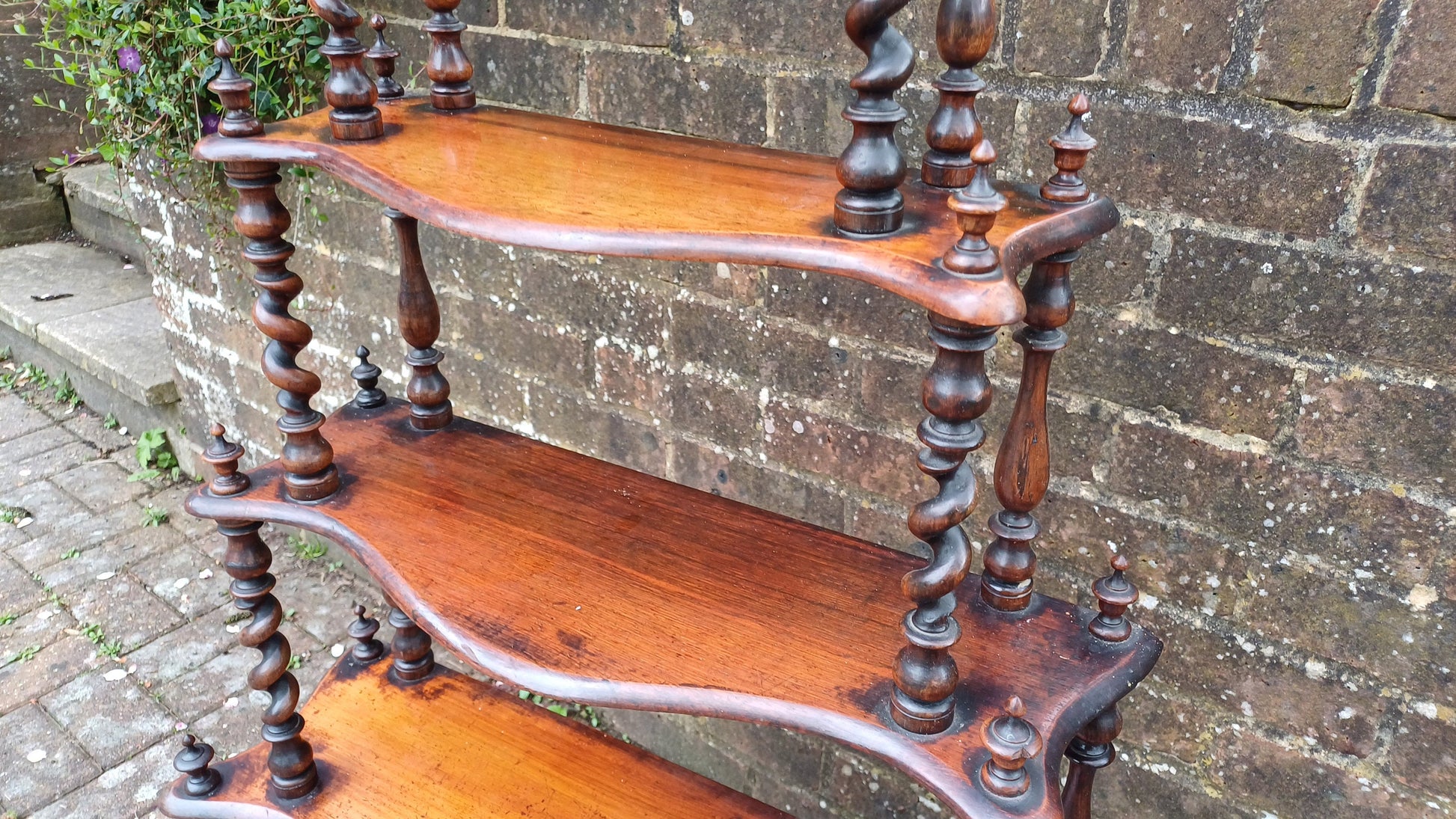 Exquisite Victorian Wot Not Graduated Shelves Turnings and Finials VGC