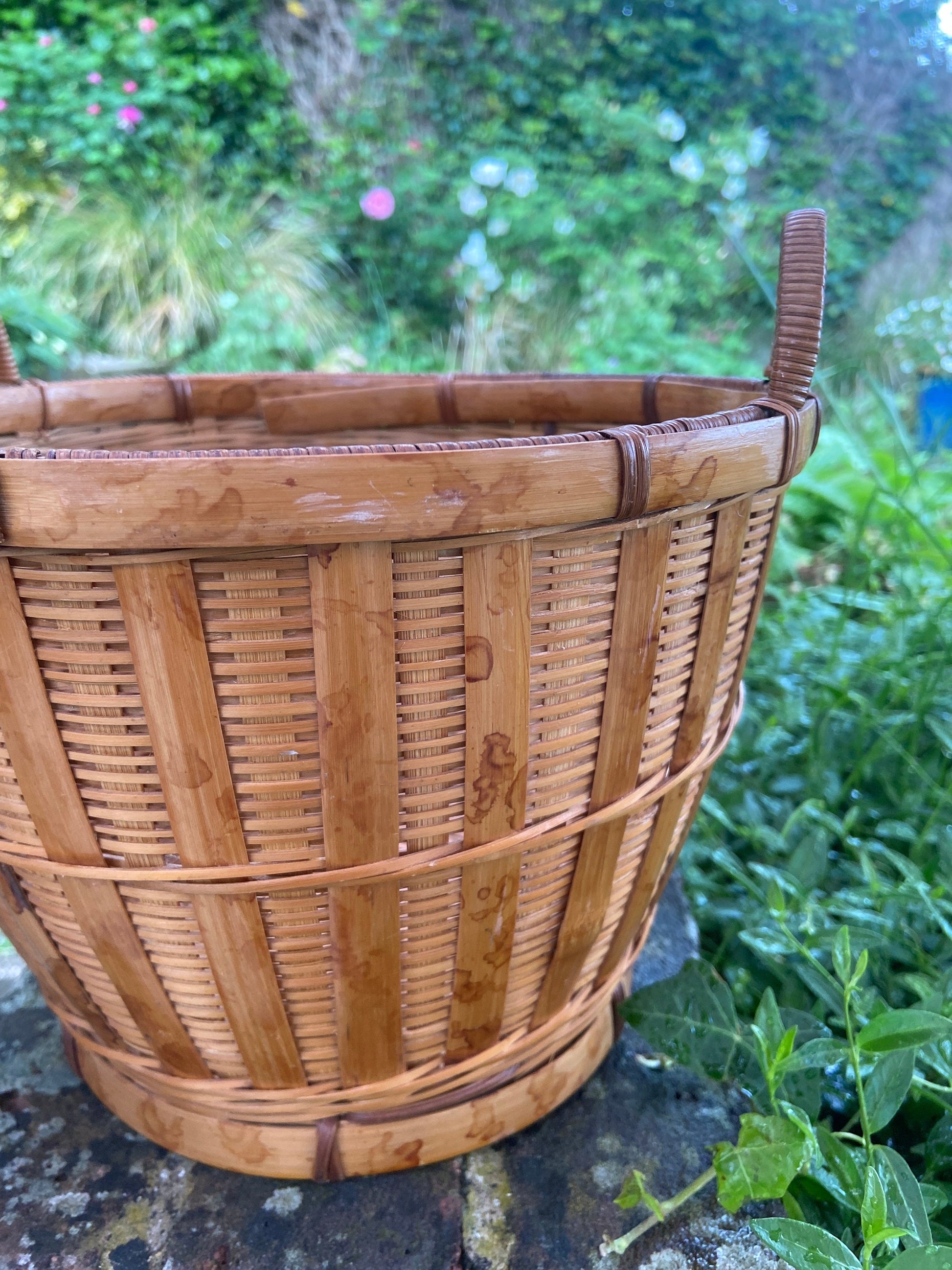 Retro 1970s Bamboo indoor planter, wicker plant pot, indoor planter, plant pot, wicker basket