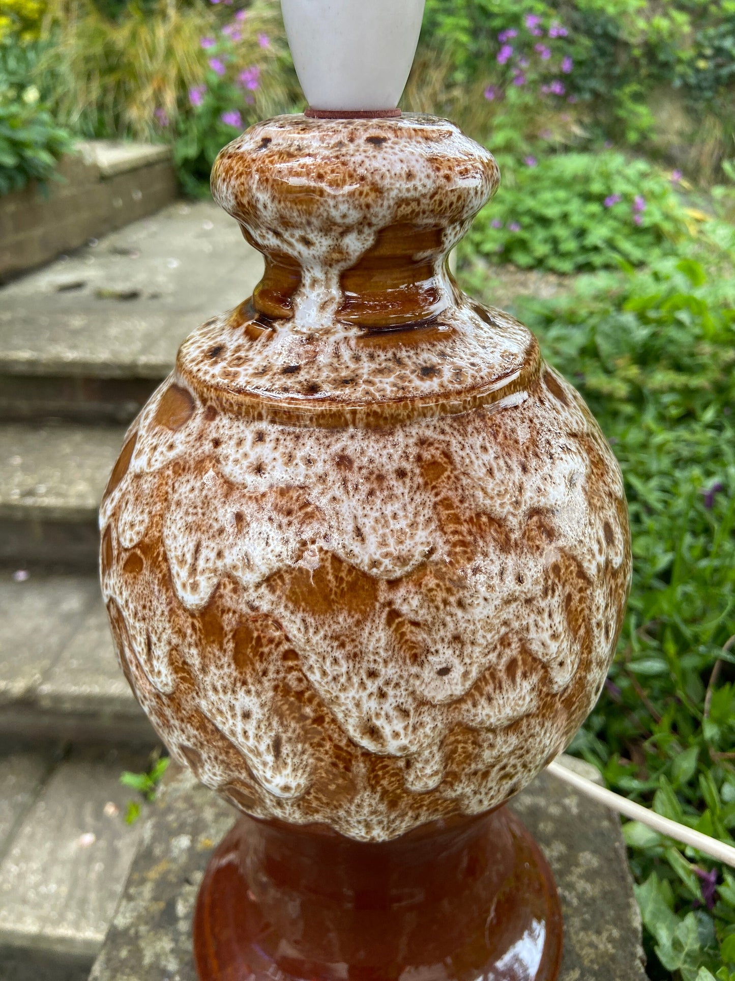 Retro 1970s brown pottery table lamp with brown glaze, two tone, and white lava flow glaze detail dripping from the top - working lamp