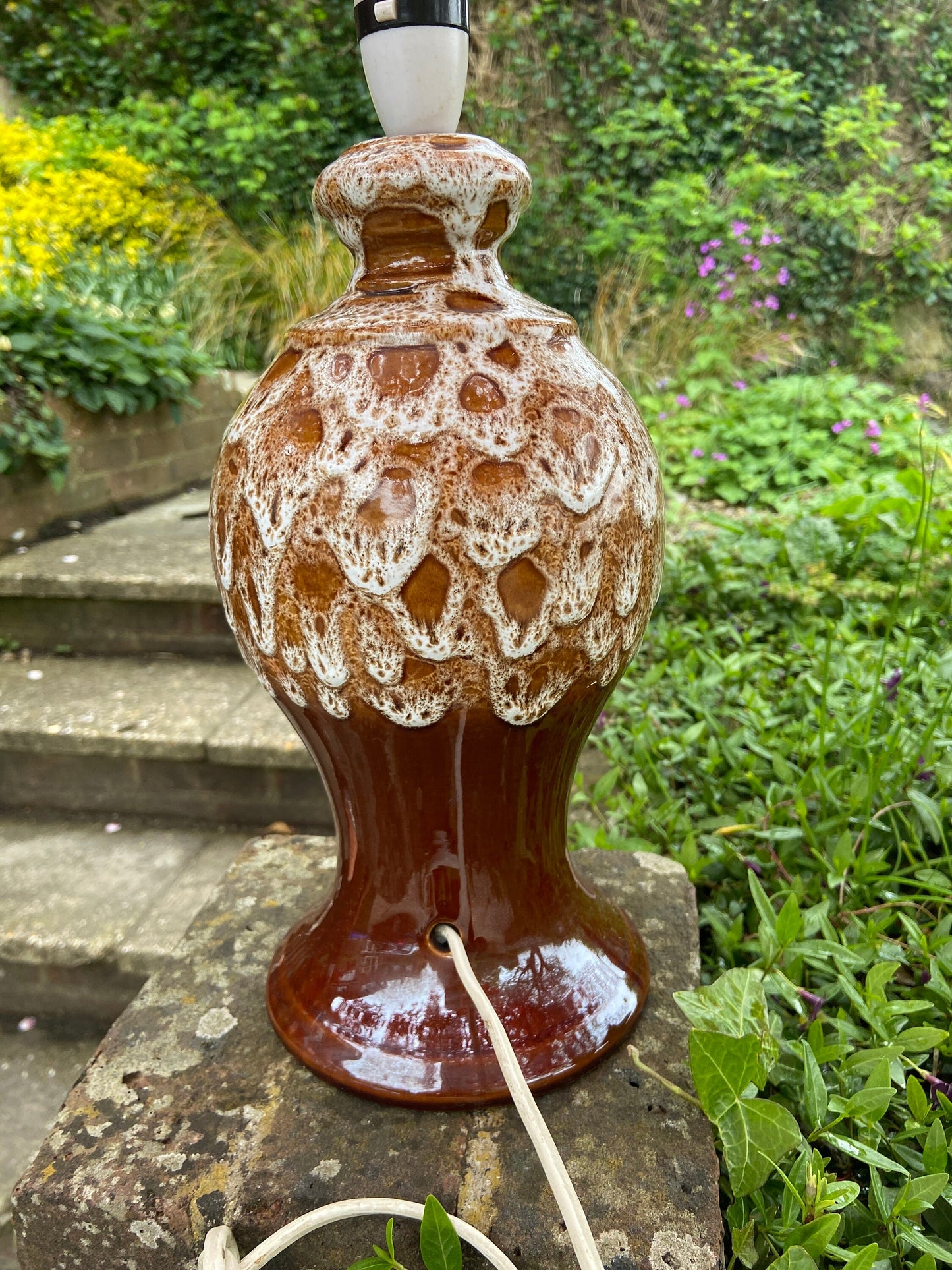 Retro 1970s brown pottery table lamp with brown glaze, two tone, and white lava flow glaze detail dripping from the top - working lamp