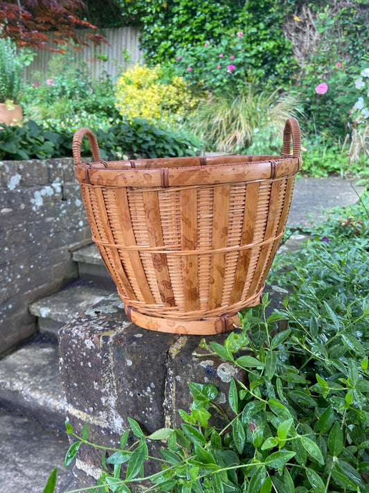 bamboo basket, bamboo planter, plant pot, plantpot, wicker basket, wicker plant pot, cane plantpot, cane plant pot