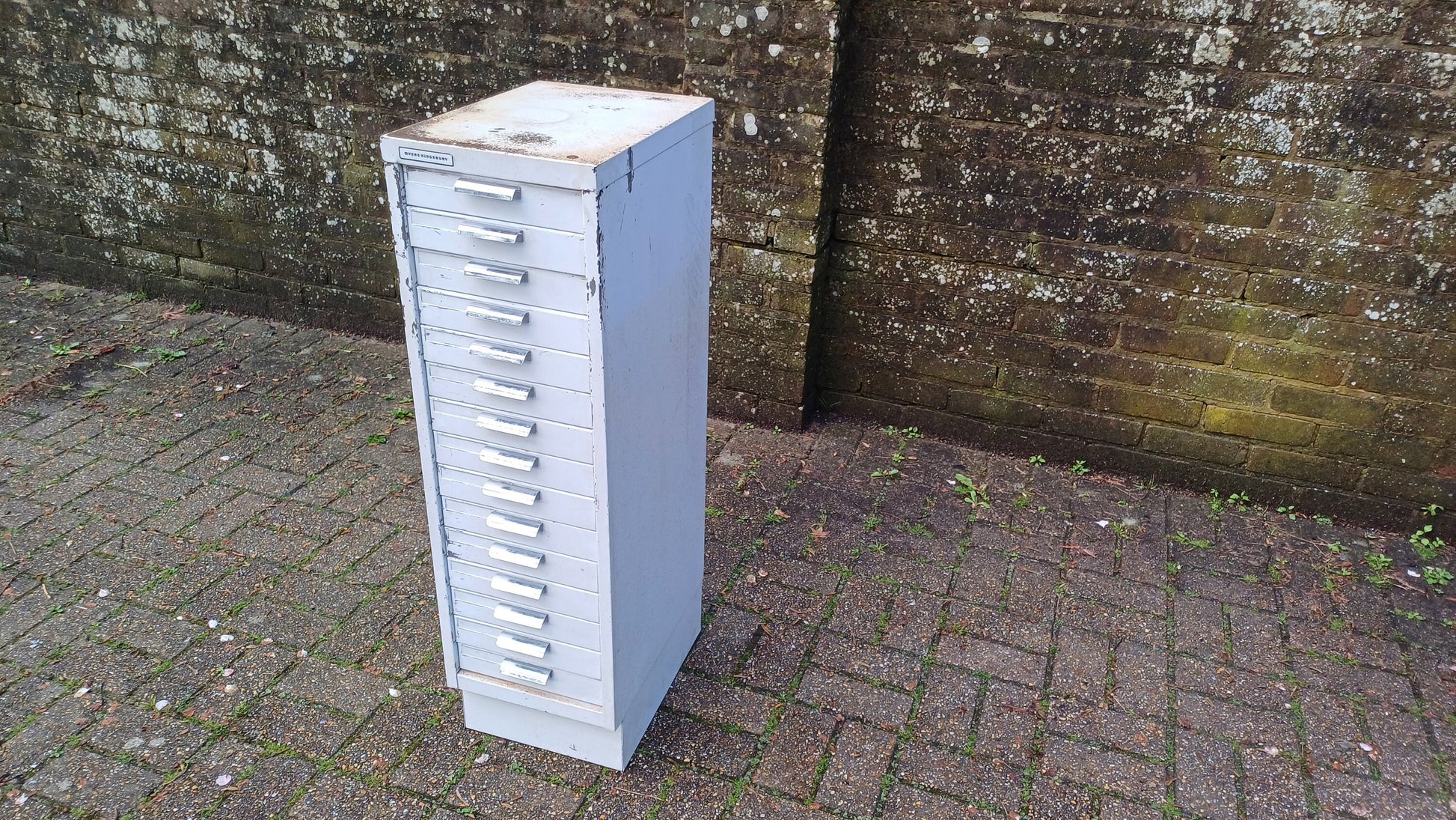 Fantastic Vintage Retro 80s White Metal Filing Drawers Tools Office Artisan Storage