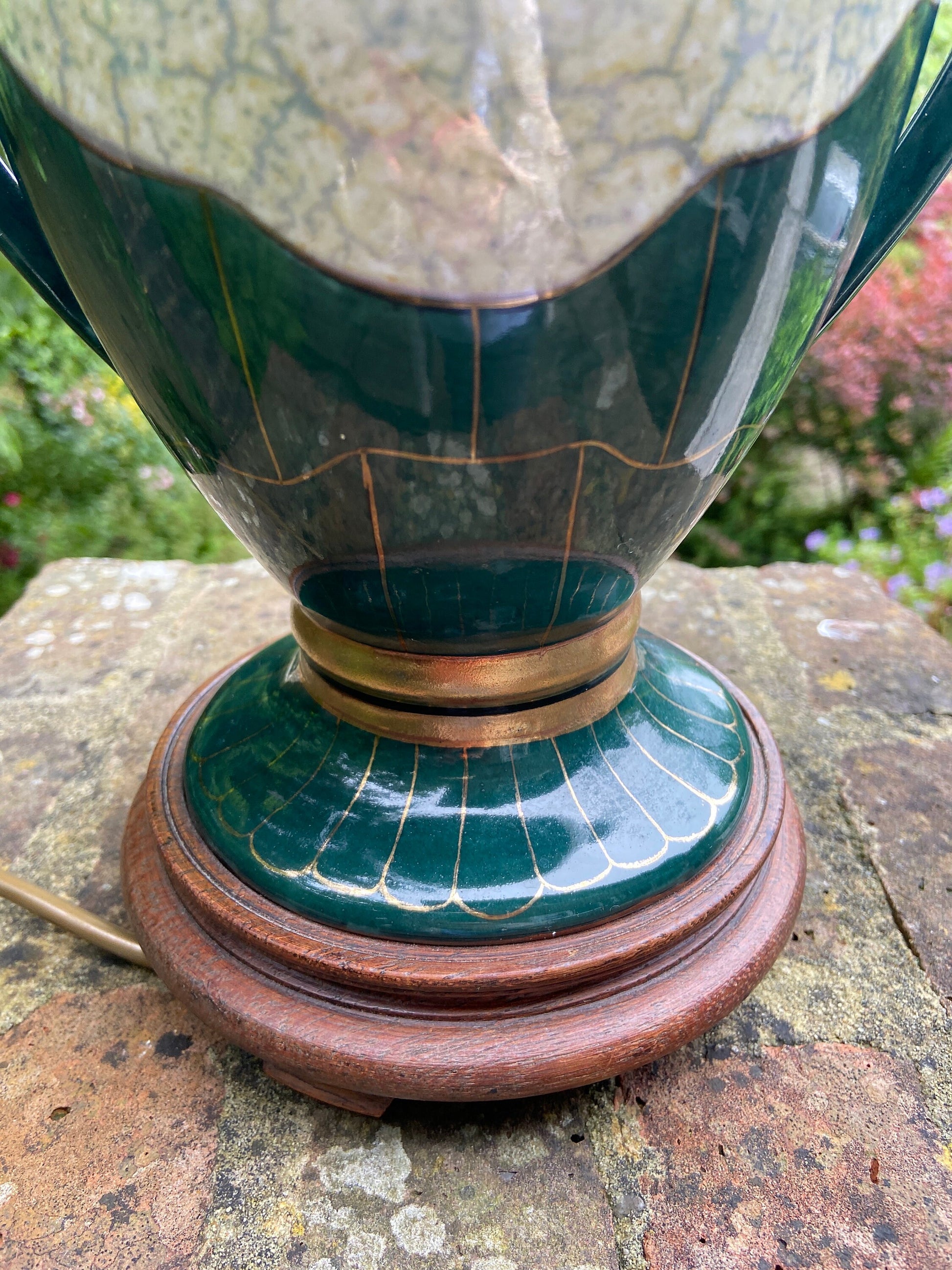 Elegant Vintage Green and Gold Urn Shaped Table Lamp, working lamp, classic lamp, table lamp, vintage lamp