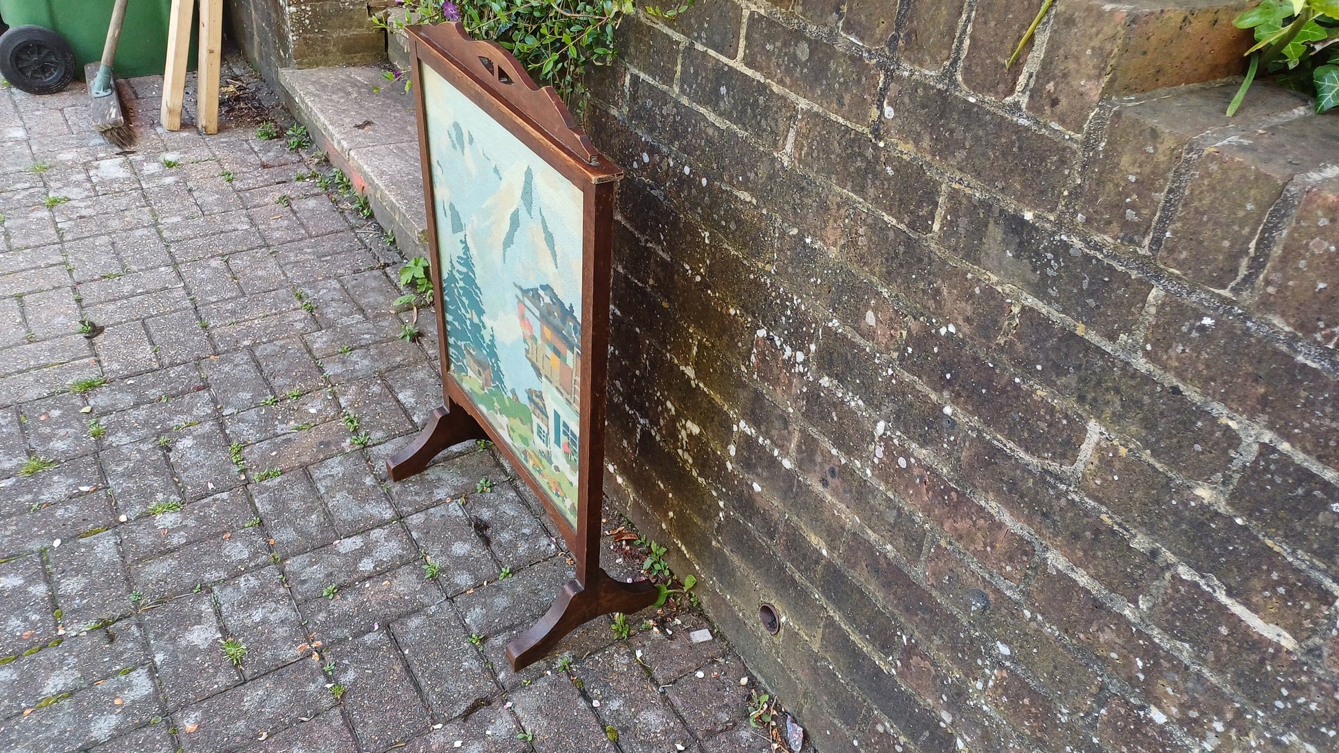 Vintage Oak Fire Screen 1920s Swiss Alps Tapestry Fire Guard Fireplace.