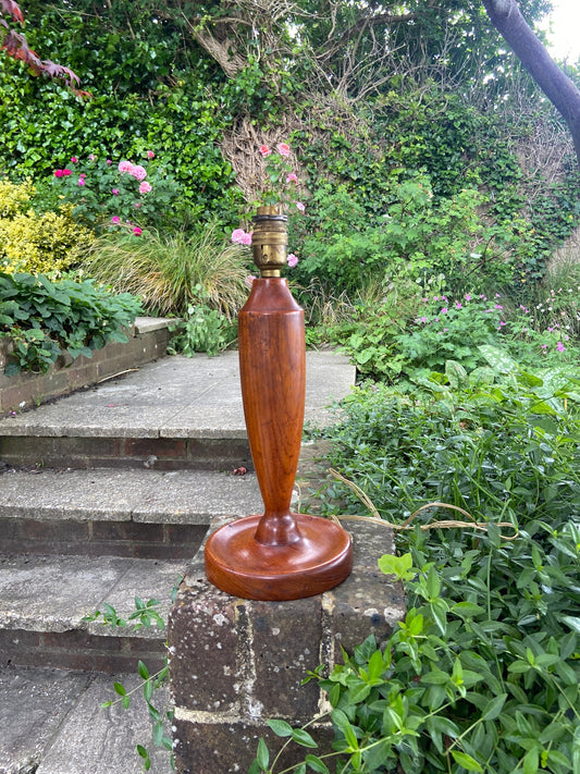 Retro 70s wooden vintage table lamp - golden brown candlestick table lamp working condition