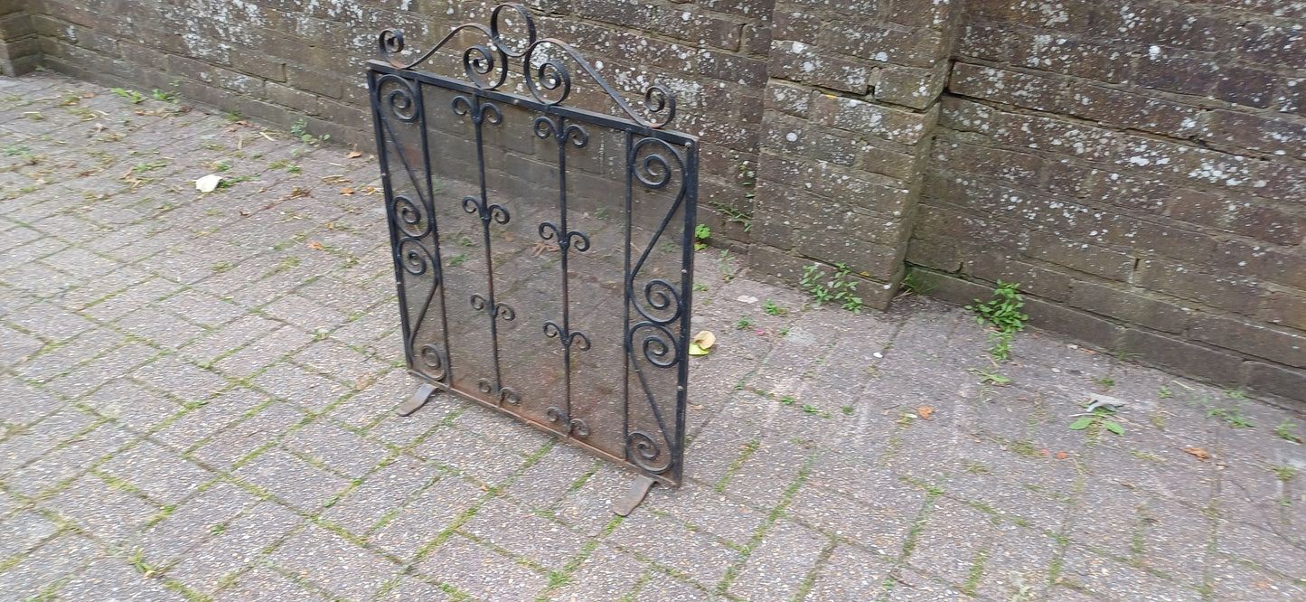 Pretty Solid Iron Vintage Fire Screen or Guard Fireplace
