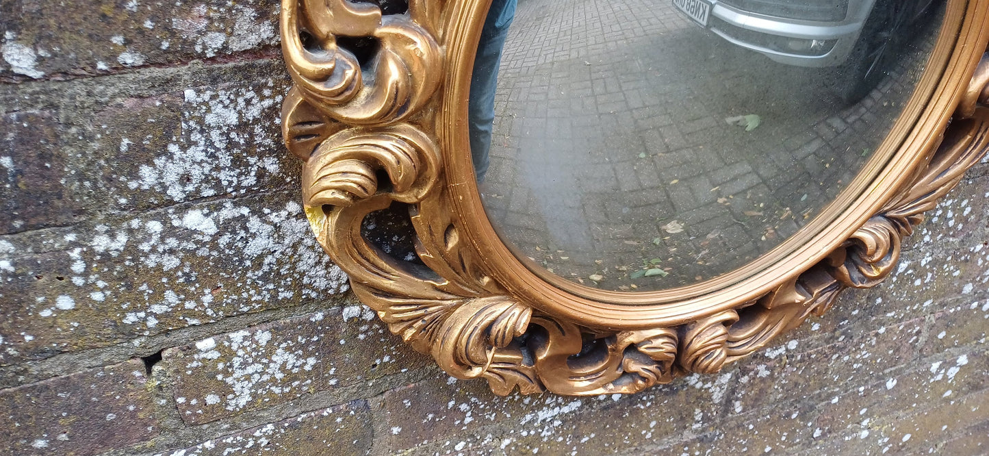 Vintage Round Plaster Gilt Gold Wall Convex Mirror Ornate Decoration.