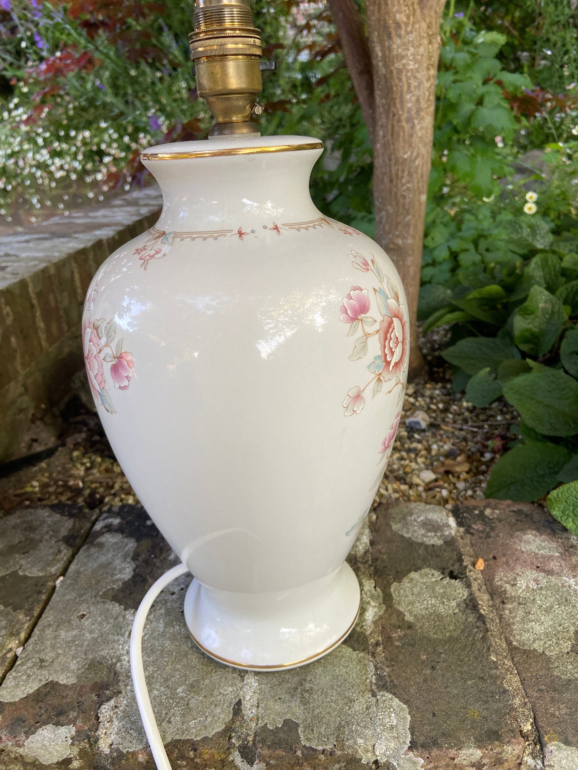 Vintage M&S St Michael's 1980s ceramic lamp with rose and blossom detail - working condition