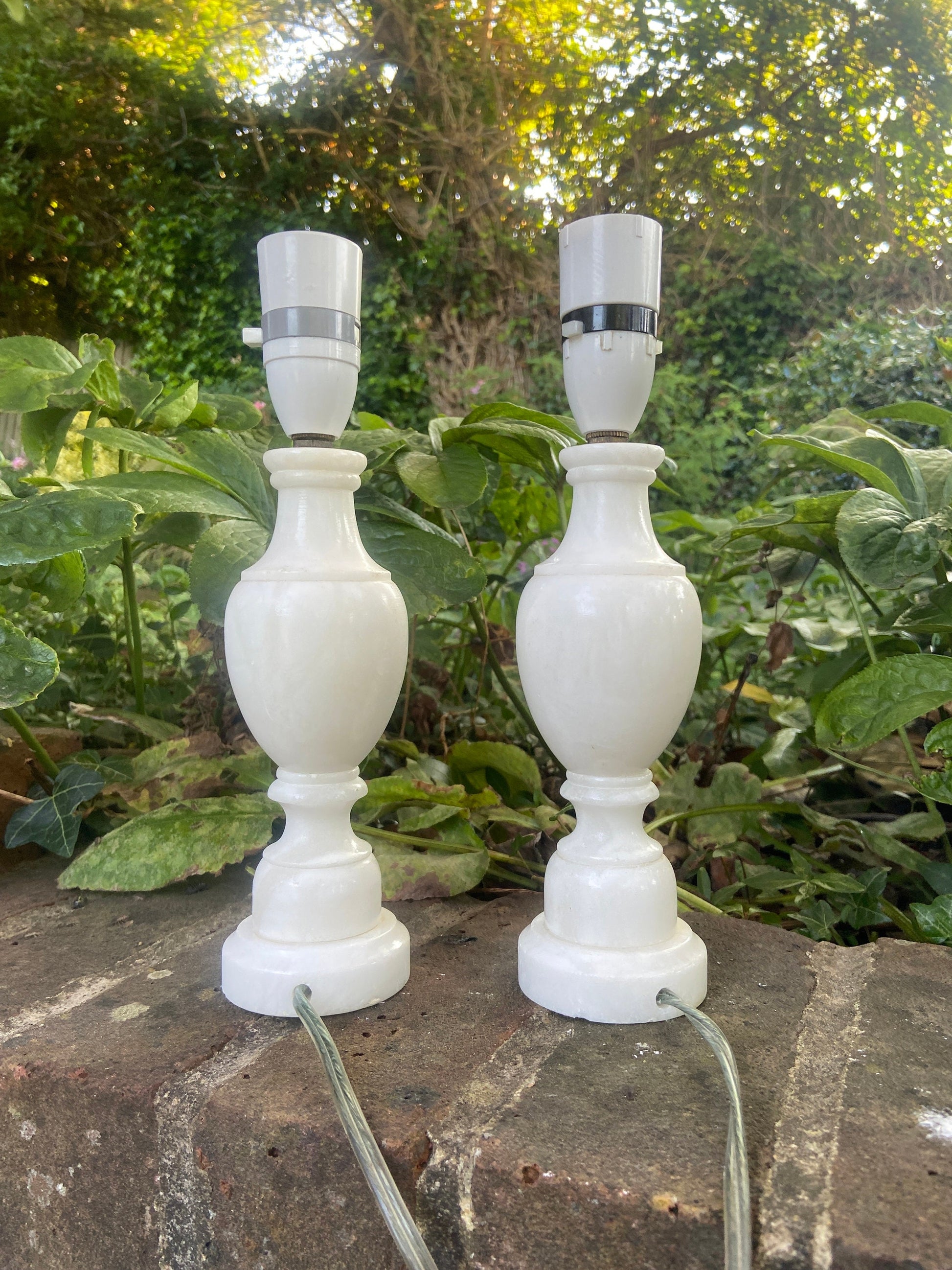 Delightful pair of vintage white onyx (alabaster) vintage table lamps - working condition, perfectly matched, smaller size
