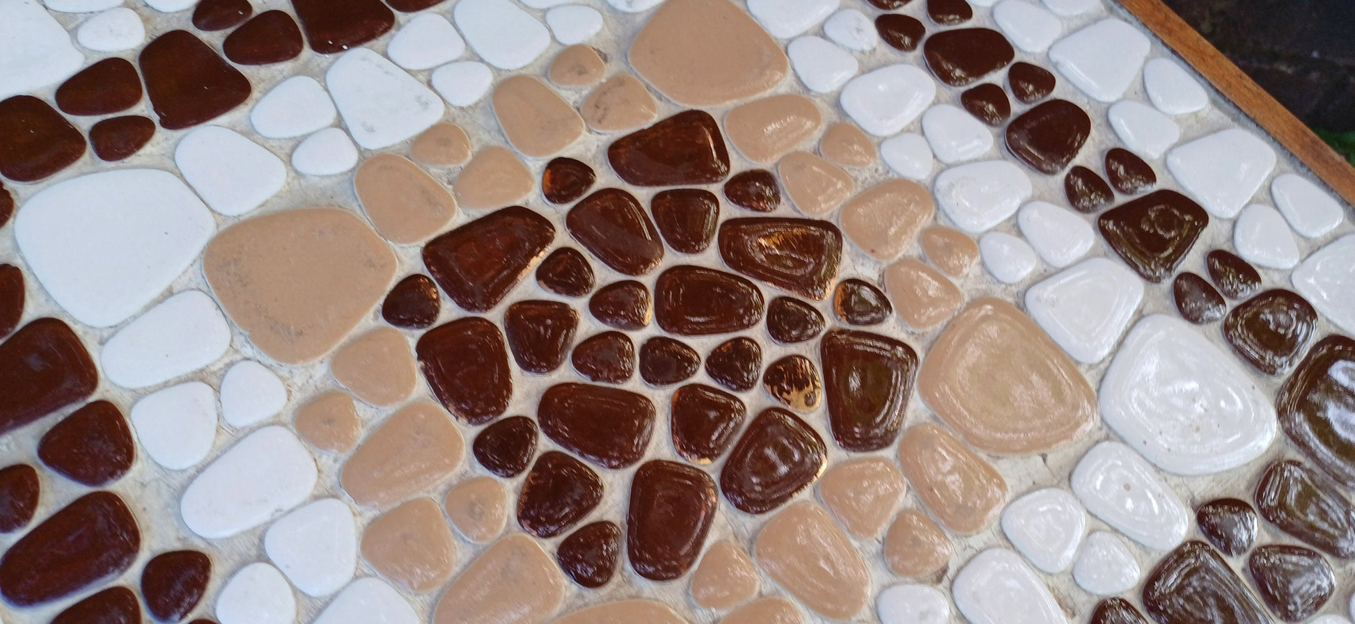 Vintage 60s Teak Retro Coffee Sde Occasional Table with Pebble Mosaic