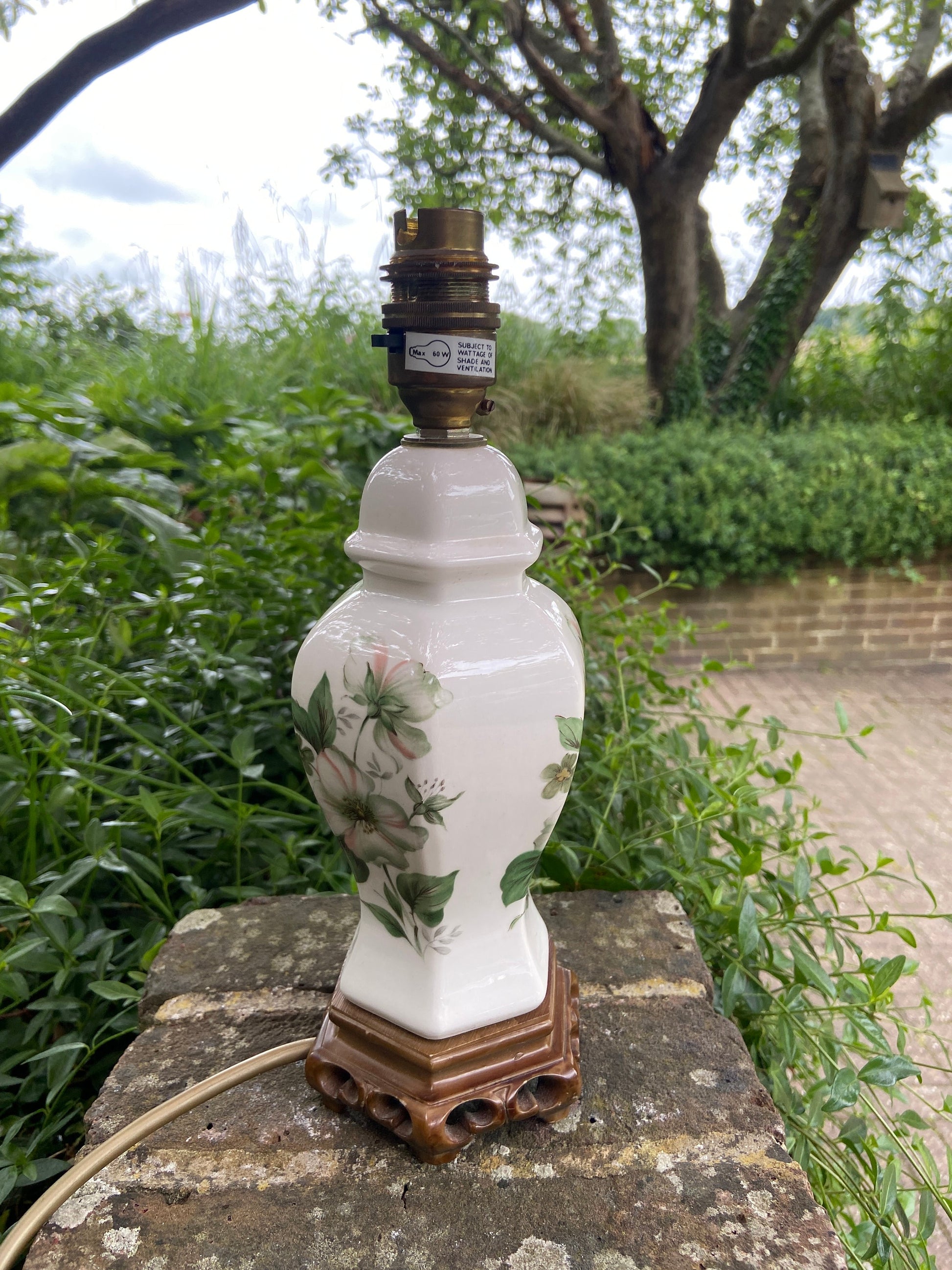 Smaller vintage Oriental Chinese Style Ginger Jar Ceramic Vintage Table Lamp - white with cherry blossoms and a carved resin wooden base