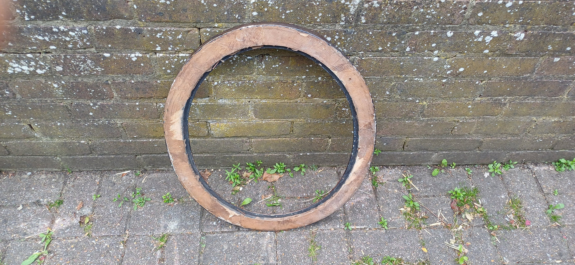 Vintage Late Victorian Oval Picture or Mirror Frame