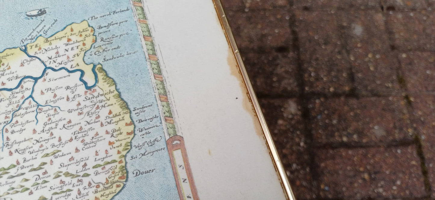 Vintage Retro Caxton Map 60s Coffee Table Saxton’s Map of Kent, Sussex, Surrey and Middlesex, 1575.