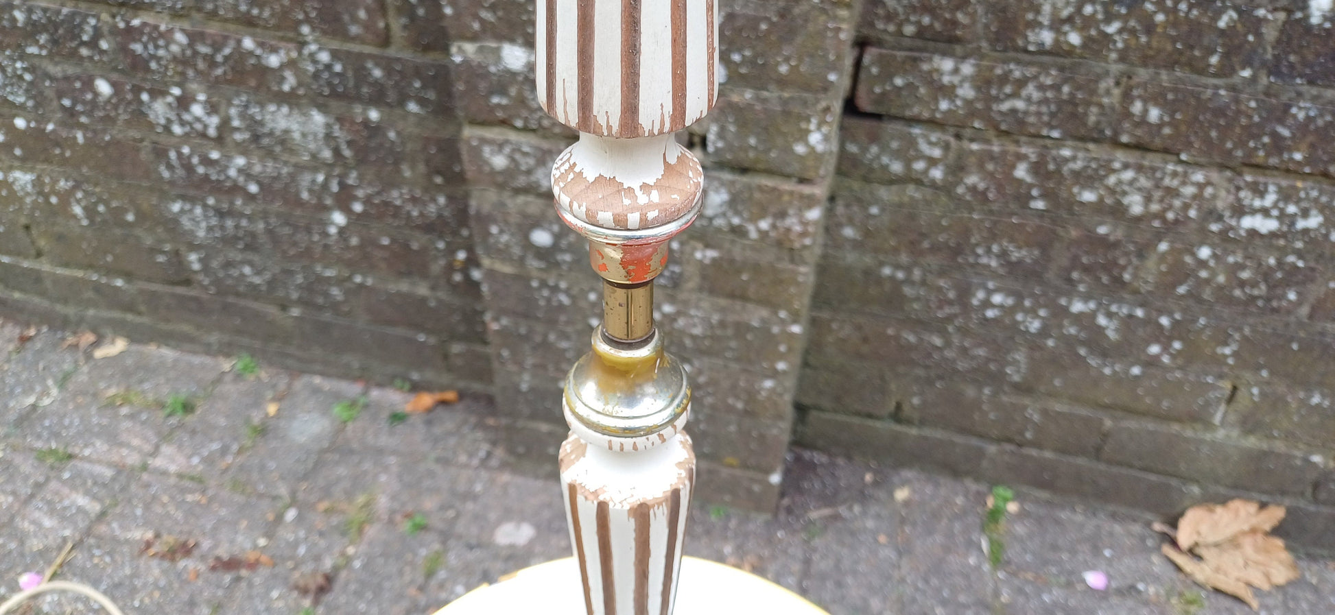 Quirky Retro Vintage Side Wine Table Standard Lamp Atomic Legs