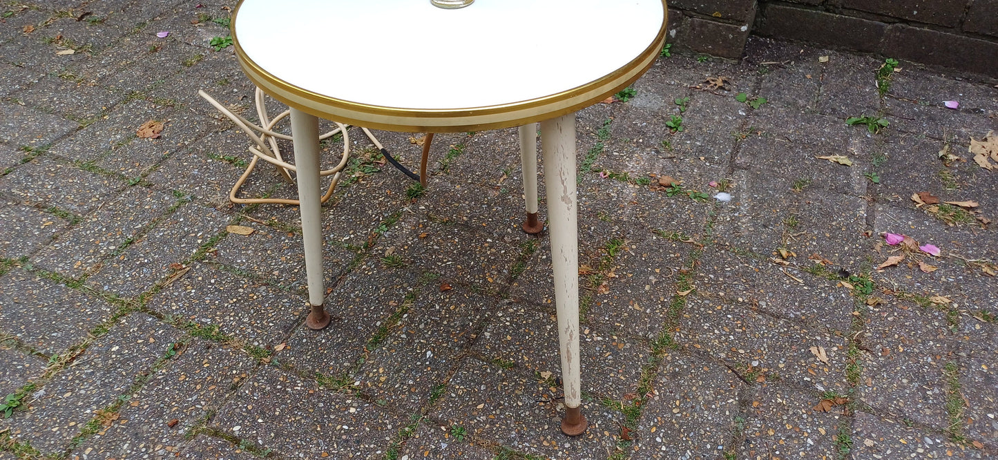 Quirky Retro Vintage Side Wine Table Standard Lamp Atomic Legs