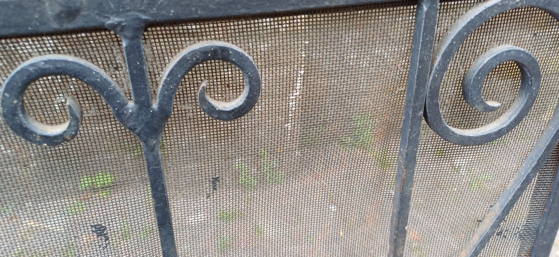 Pretty Solid Iron Vintage Fire Screen or Guard Fireplace