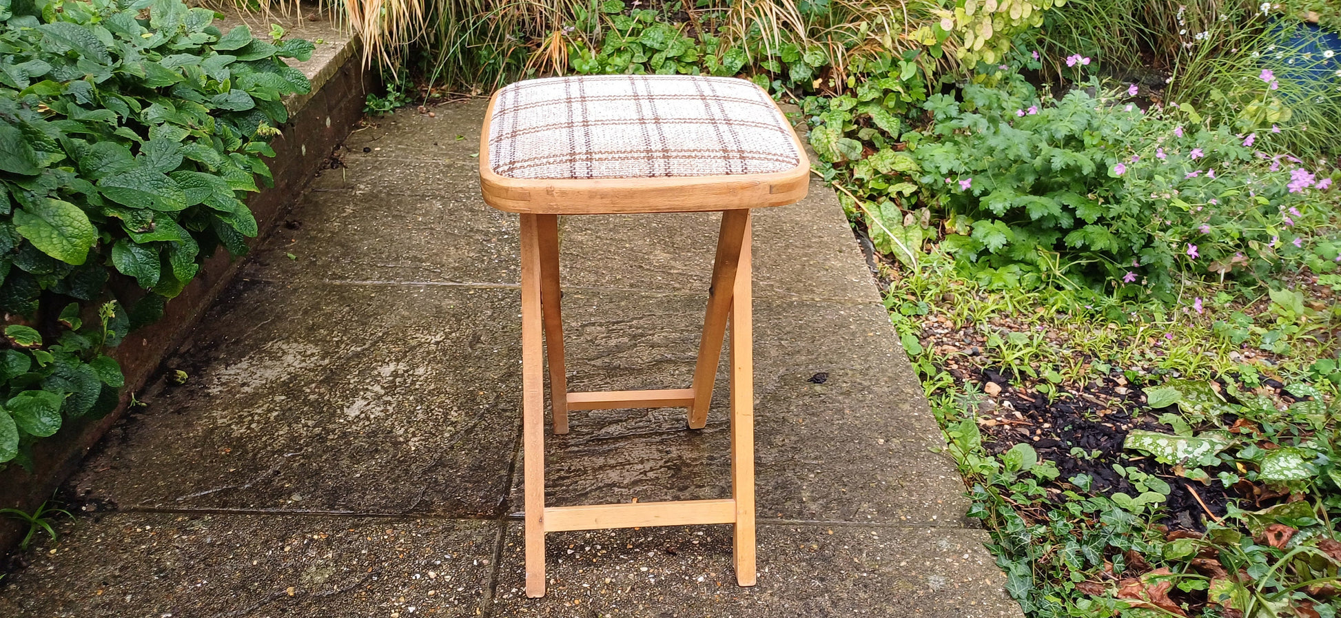 Vintage 80s Folding Upholstered and Cushioned Stool