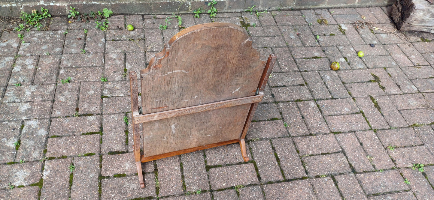 Beautiful Early 20th Century Mahogany Swing Dressing Table Mirror.