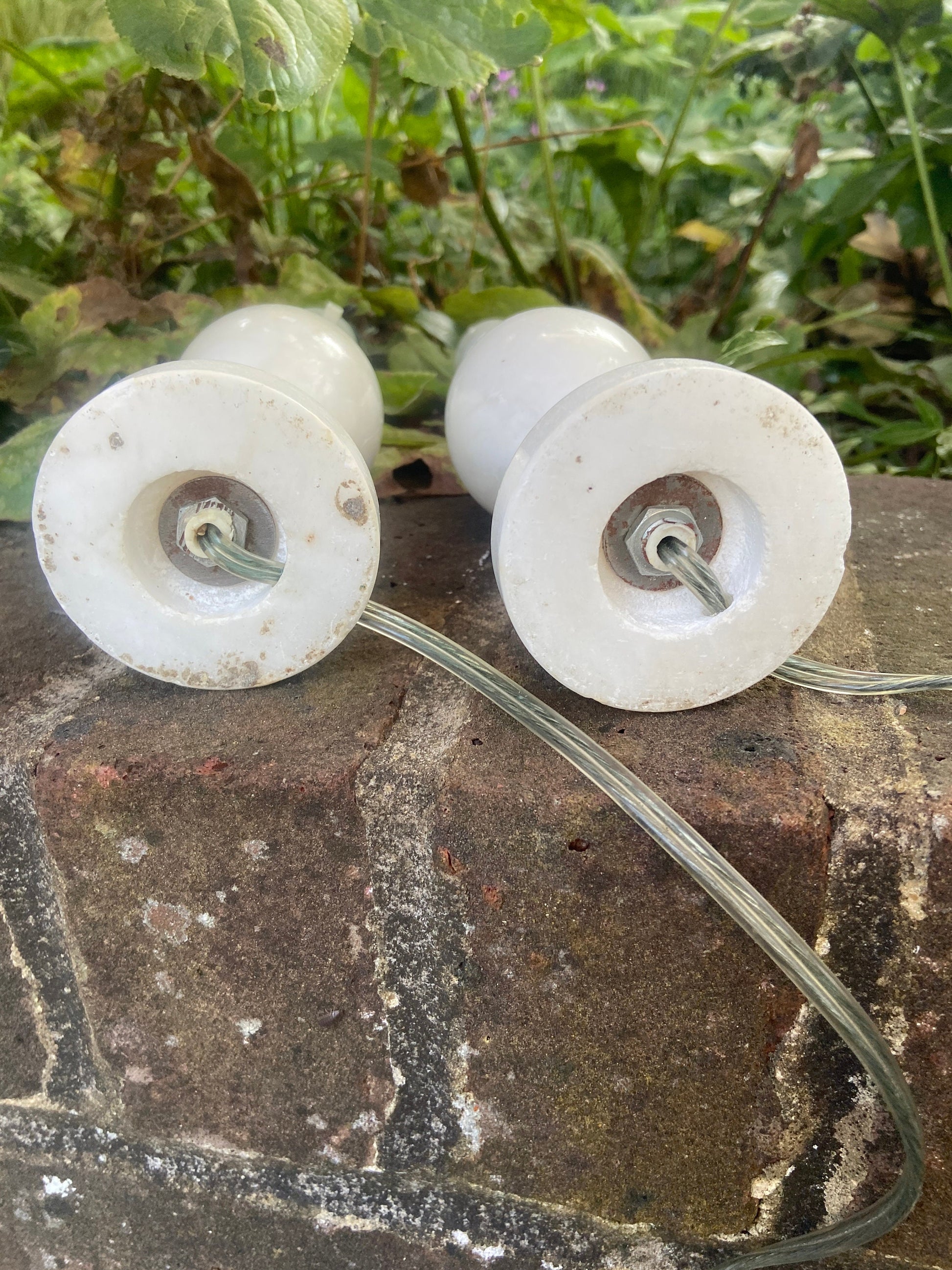 Delightful pair of vintage white onyx (alabaster) vintage table lamps - working condition, perfectly matched, smaller size