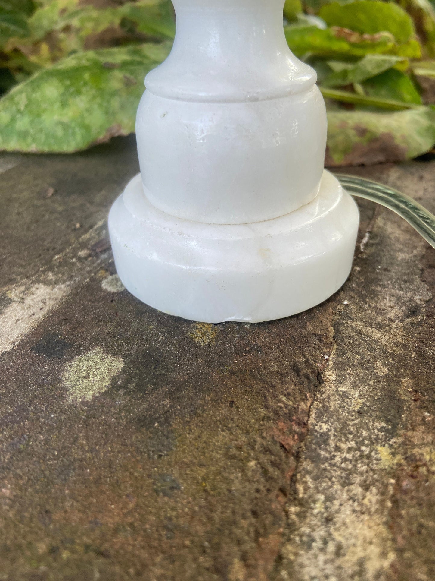 Delightful pair of vintage white onyx (alabaster) vintage table lamps - working condition, perfectly matched, smaller size