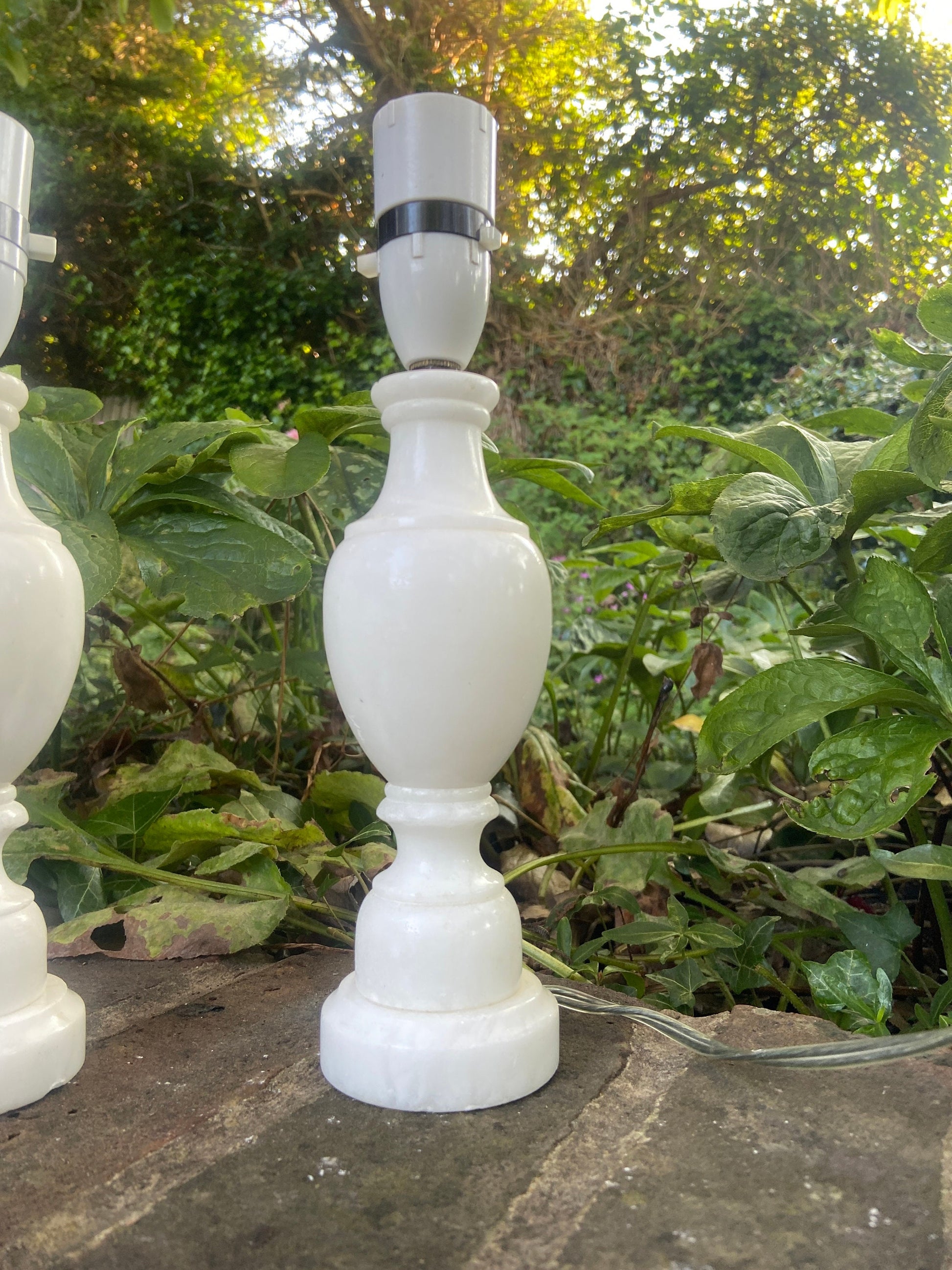Delightful pair of vintage white onyx (alabaster) vintage table lamps - working condition, perfectly matched, smaller size