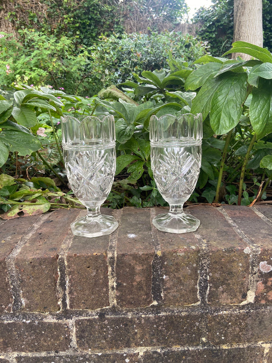 pair of vintage glass vases, could be crystal, matching, delightful. good condition