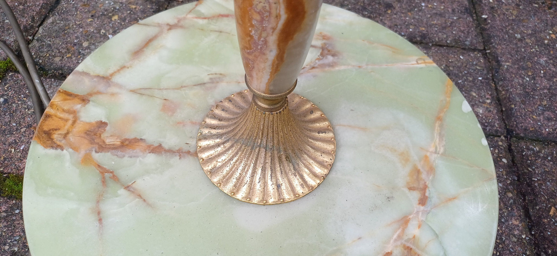 Classic 70s Working Onyx and Gold Standard Lamp.