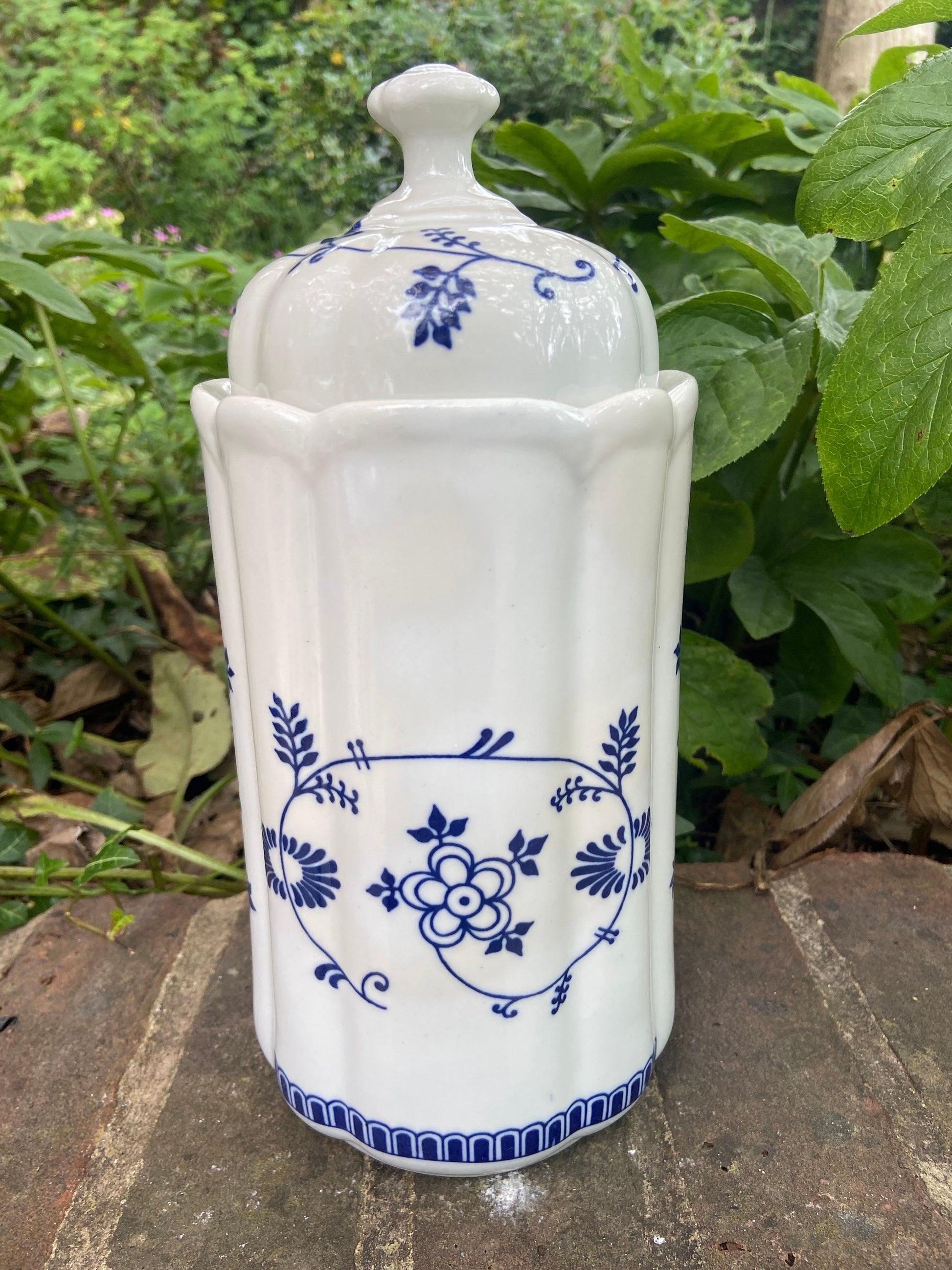 Mid Century TC Blue Onion German Pottery - Storage Jar, tall, Flour, all purpose, Blue and White storage canister 1950s, VGC