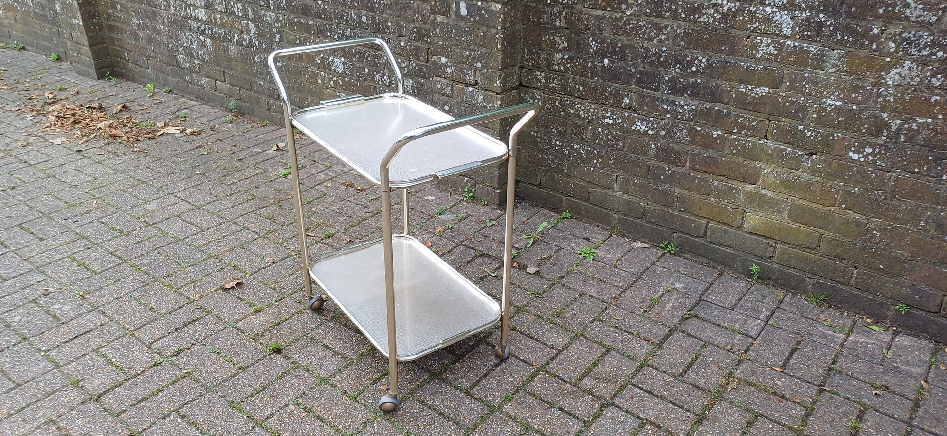 Quirky Vintage Metal Retro 2 Tier Trolley Metal Trays Lift Out Side Table Folding