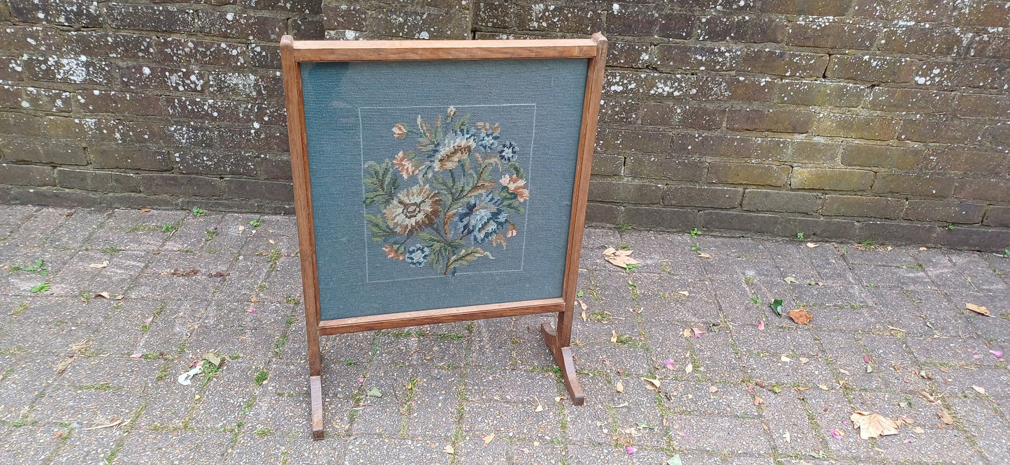Top Quality Oak Mid 20th Century Fire Screen Flower Floral Still Life
