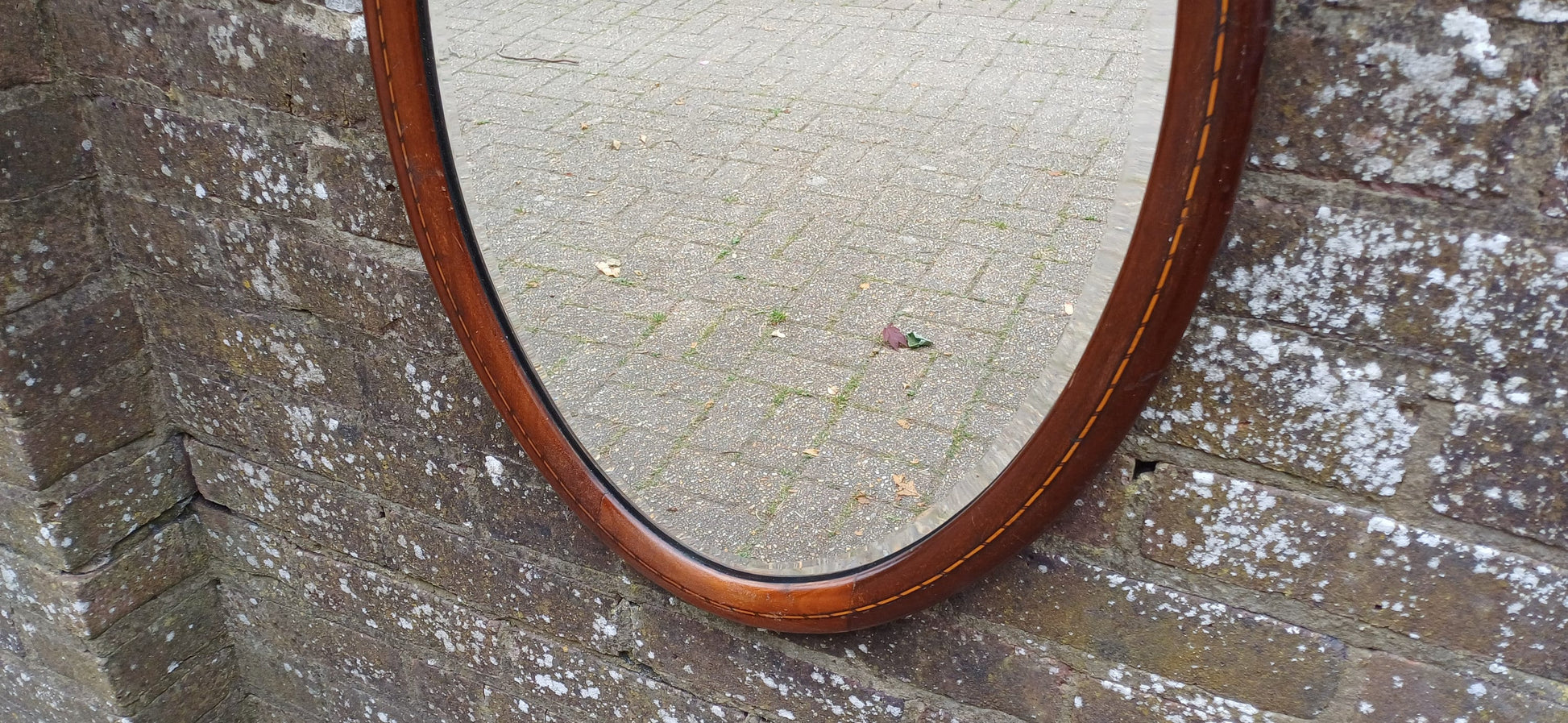Vintage Oval Inlaid Mahogany Early 20th Century Wall Mirror