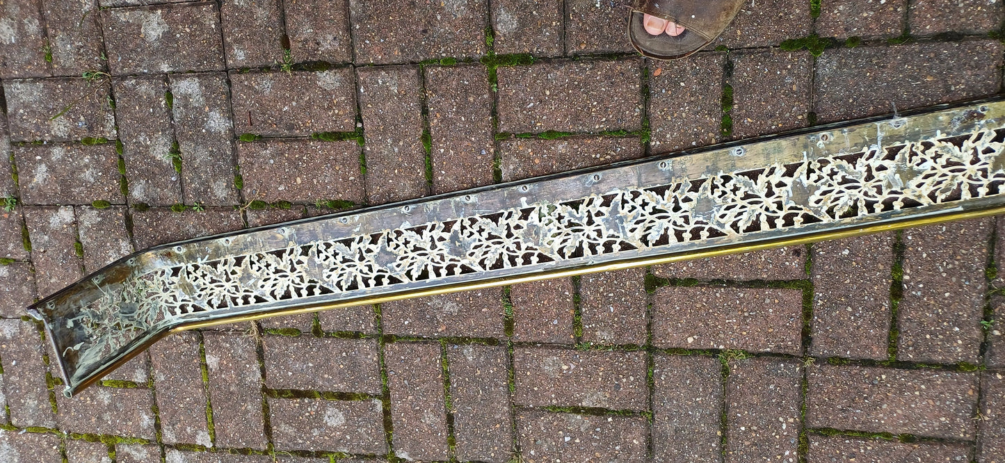 Superb Vintage Victorian Brass Fireplace Fender Guard in Excellent Condition