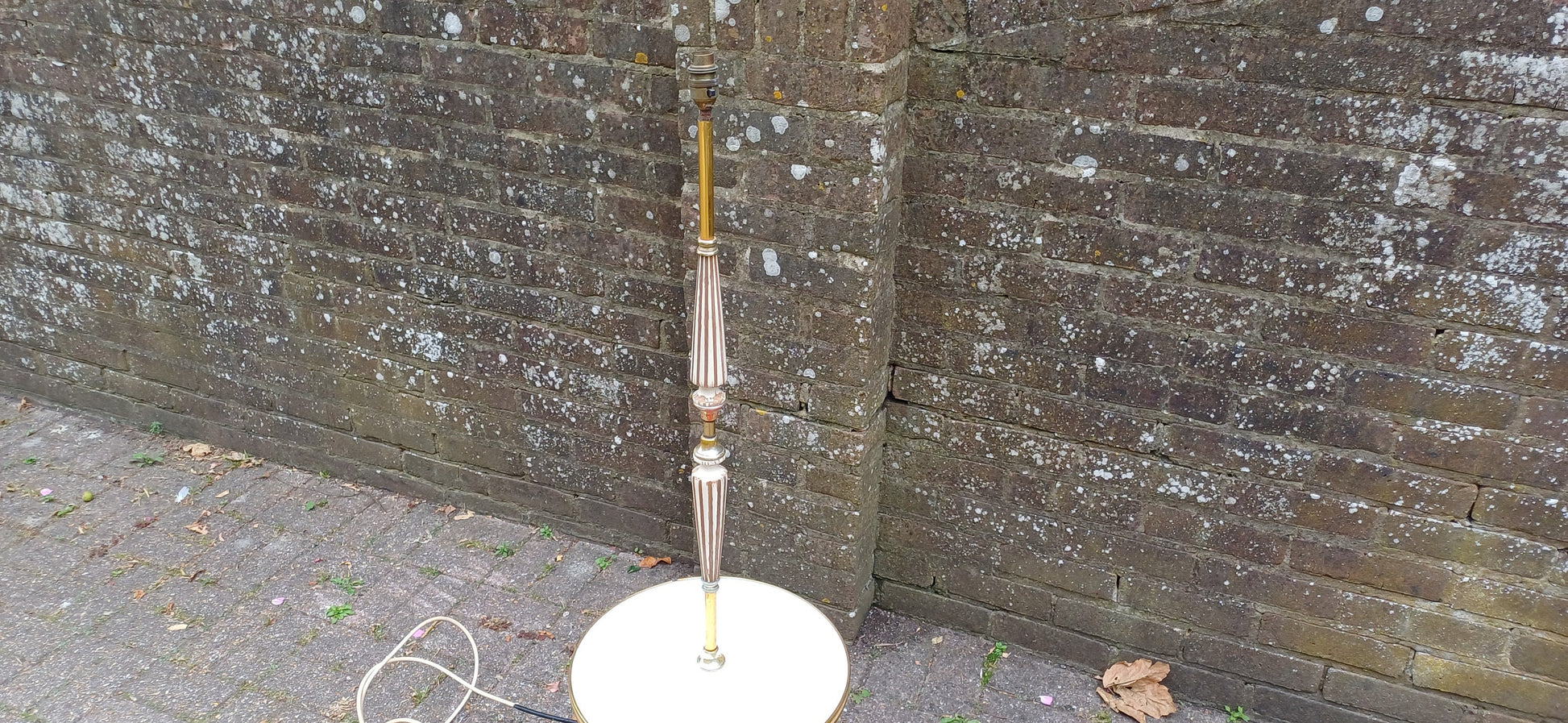 Quirky Retro Vintage Side Wine Table Standard Lamp Atomic Legs