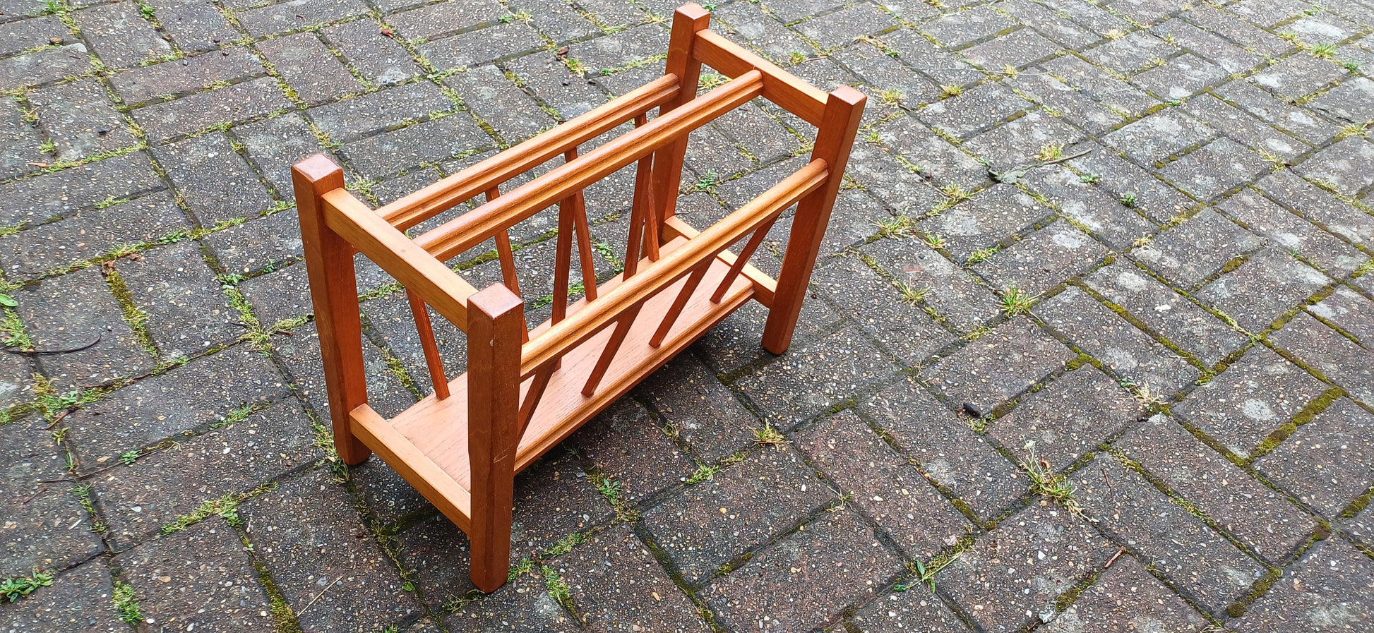 Vintage Retro 80s Teak Magazine Rack.