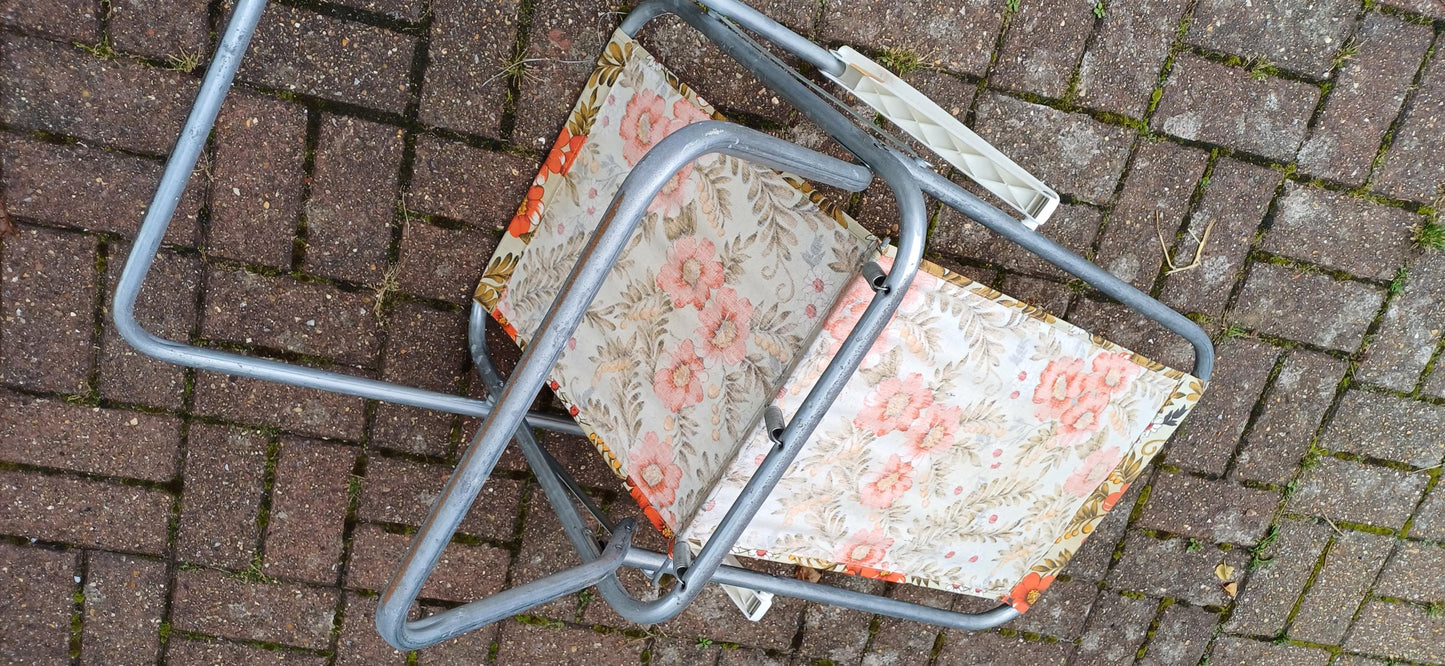Vintage Retro 70s Sprung Deckchair. Folding. Funky Floral Decoration.