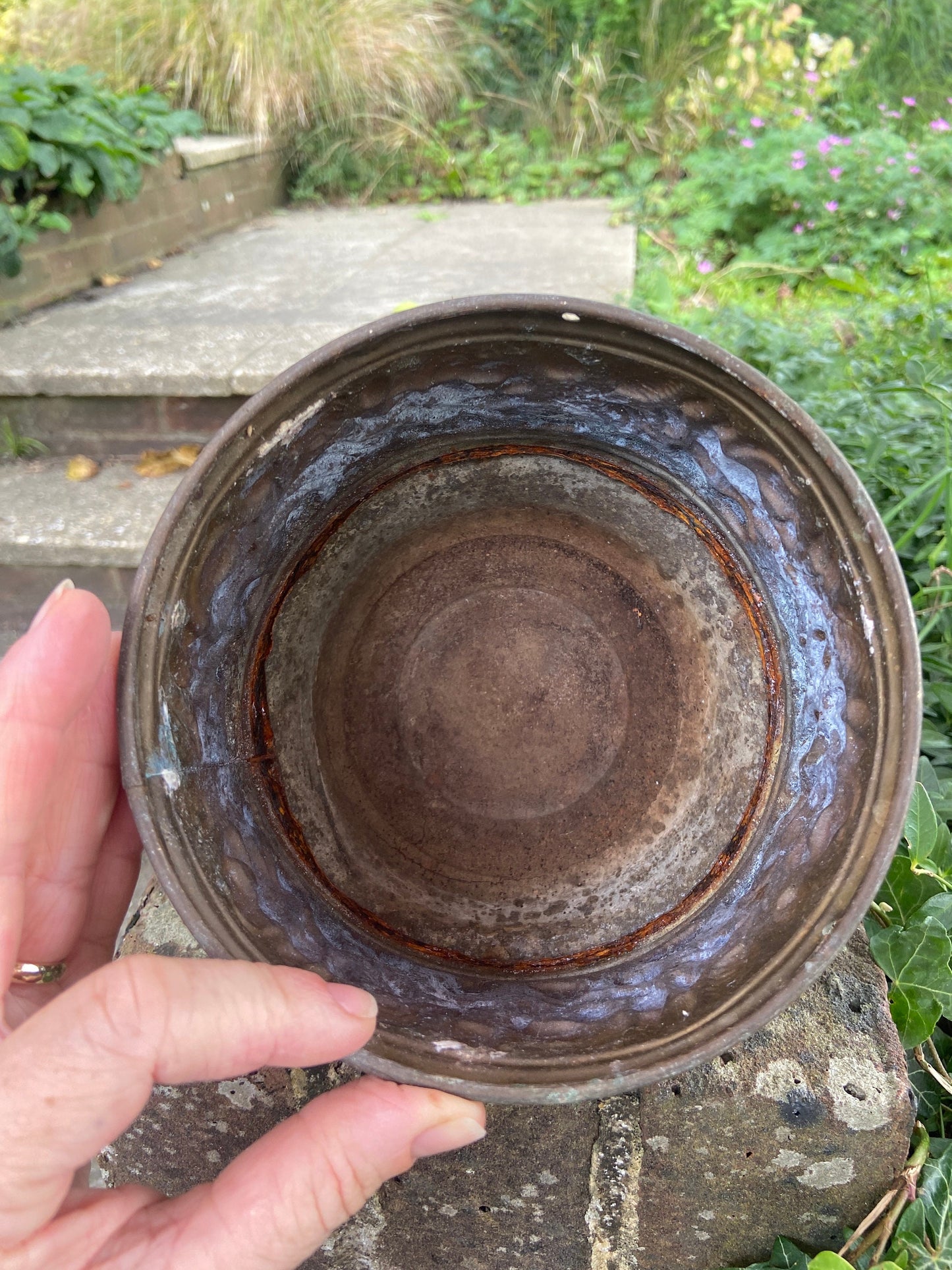 three brass planters, two simialr