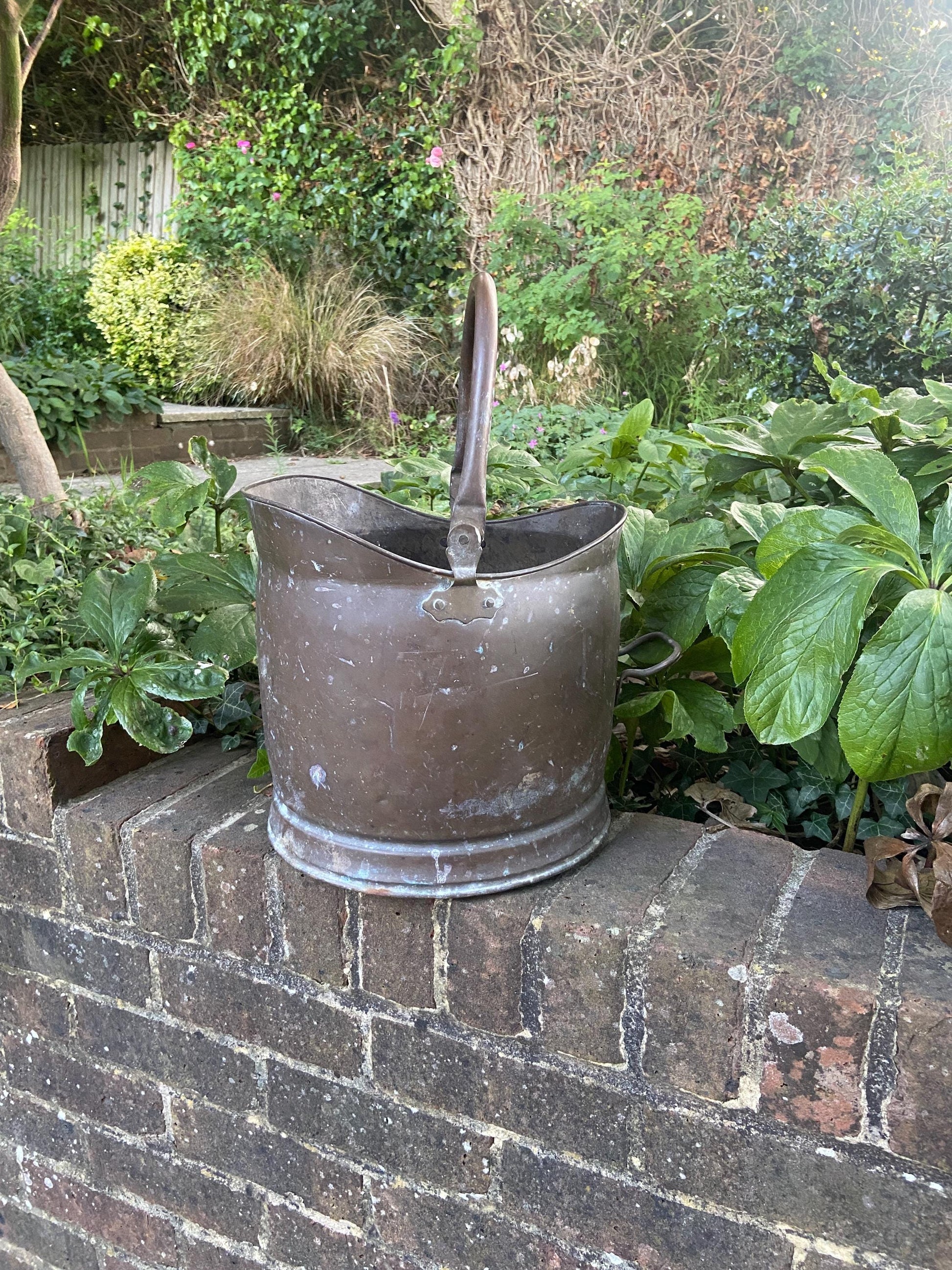 Super vintage brass coal bucket, coal scuttle, metal bucket, planter, plant pot