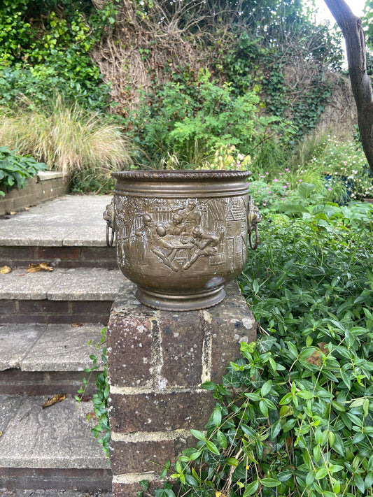 good medium sized weathered brass plant pot, planter. 1980s likely. Maybe older. Moulded pattern and handles.
