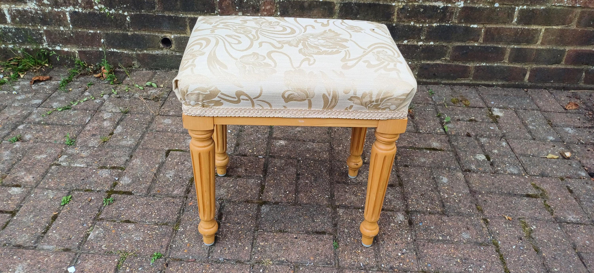 Solid Solid Beech Vintage Style Upholstered Stool