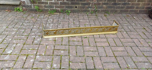 Superb Vintage Victorian Brass Fireplace Fender Guard in Excellent Condition