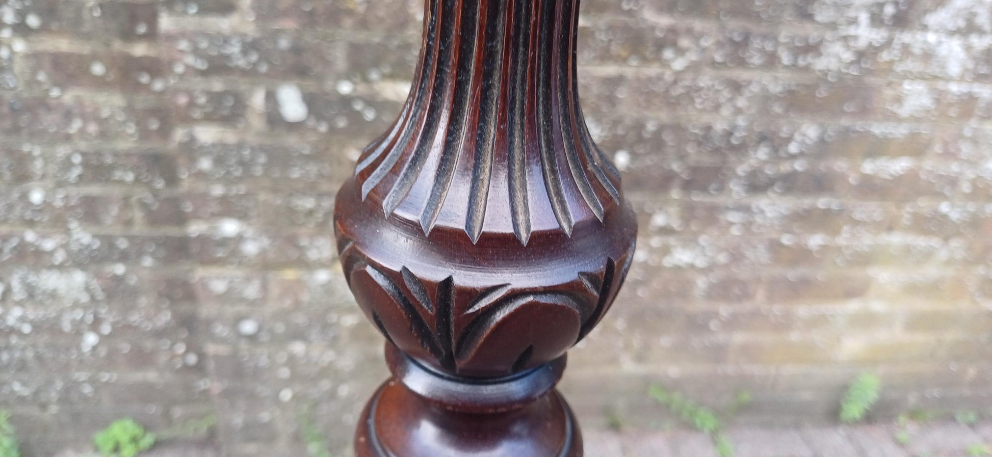 Quality Vintage Mahogany Carved and Fluted Standard Lamp Working. Victorian Style.