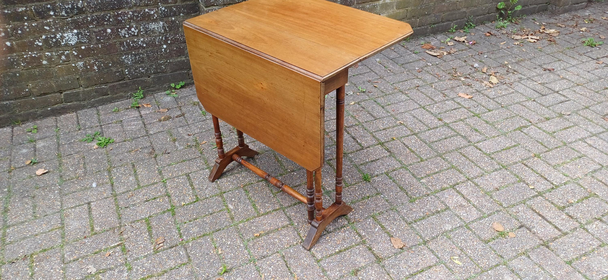 Top Quality Vintage Mahogany Victorian Rotating Sutherland Table Folding Space Saver